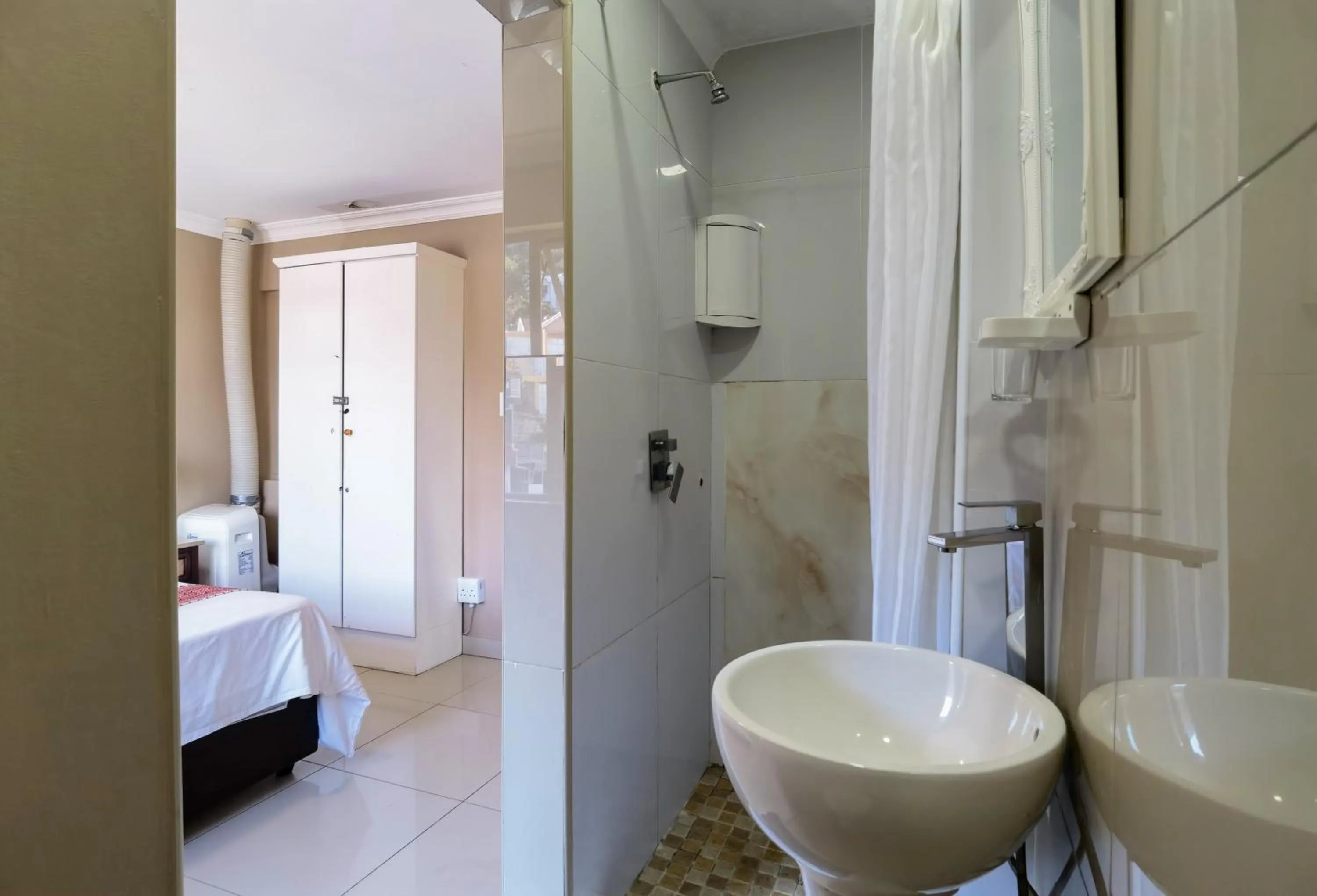 Shower in Ballito Backpackers