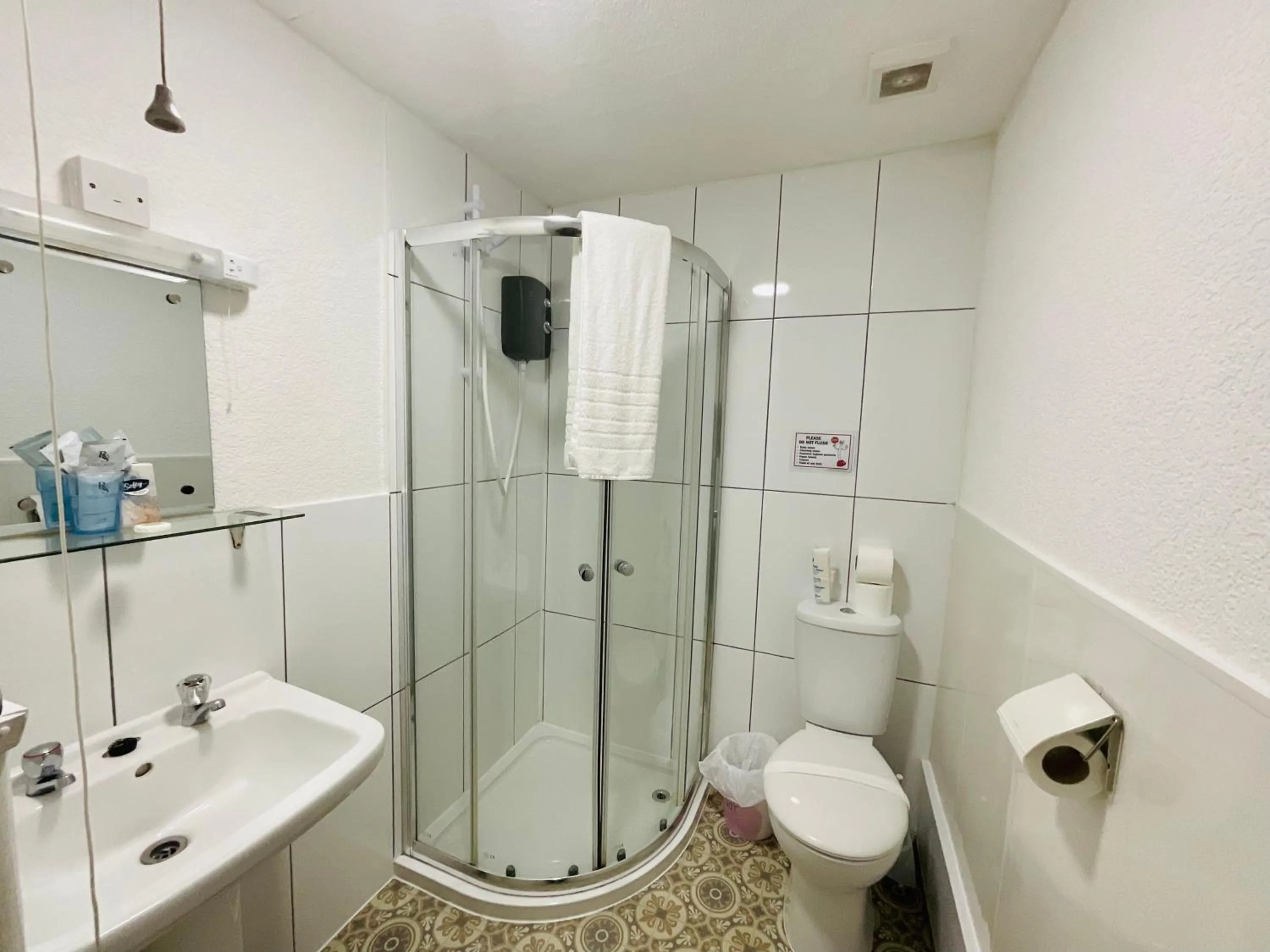 Bathroom in Granville Hotel