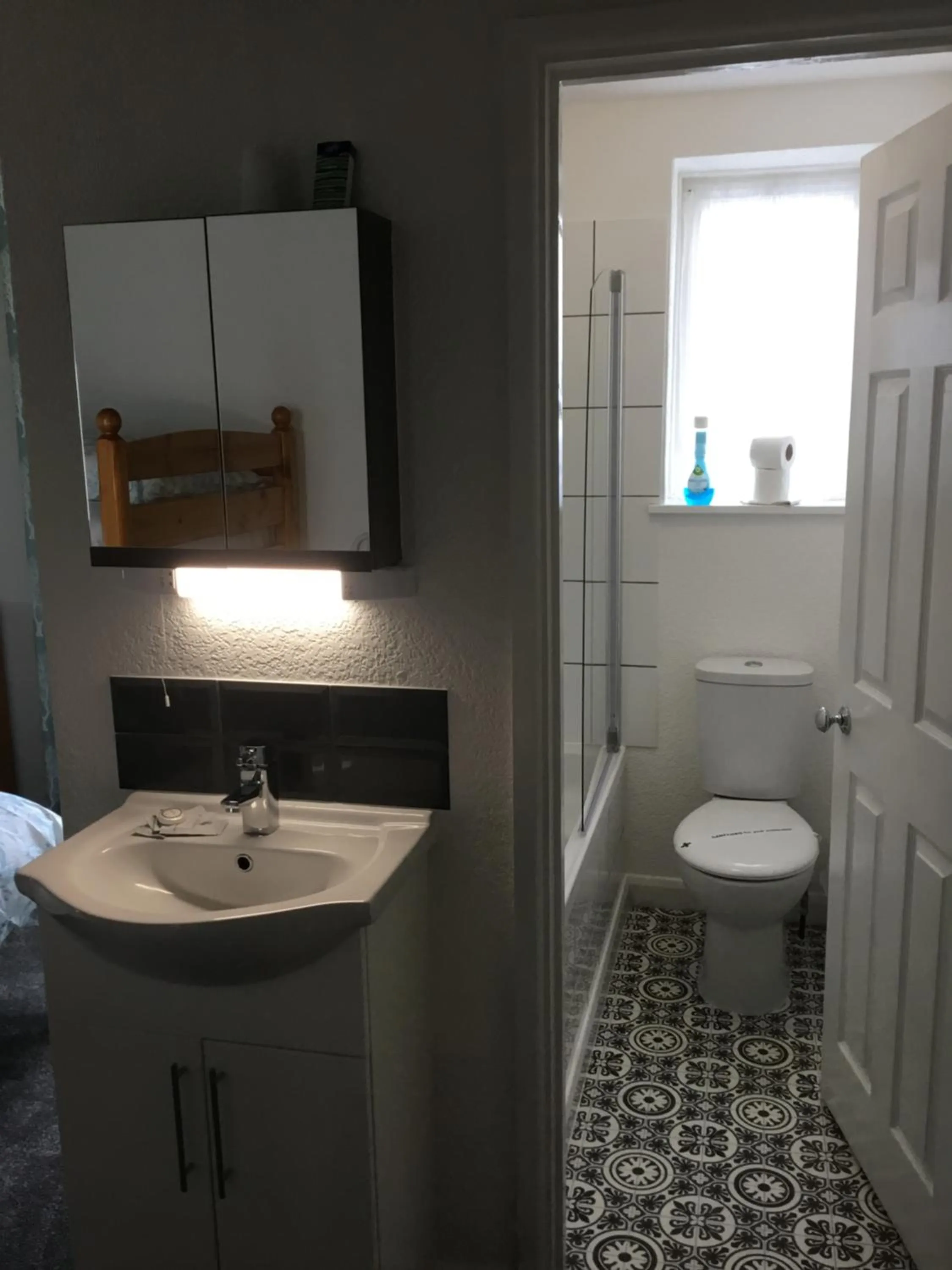 Bathroom in Granville Hotel