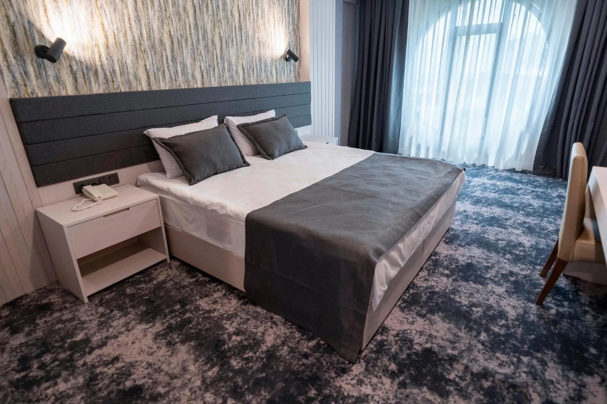 Photo of the whole room, Bed in Yeşilyurt Park Otel