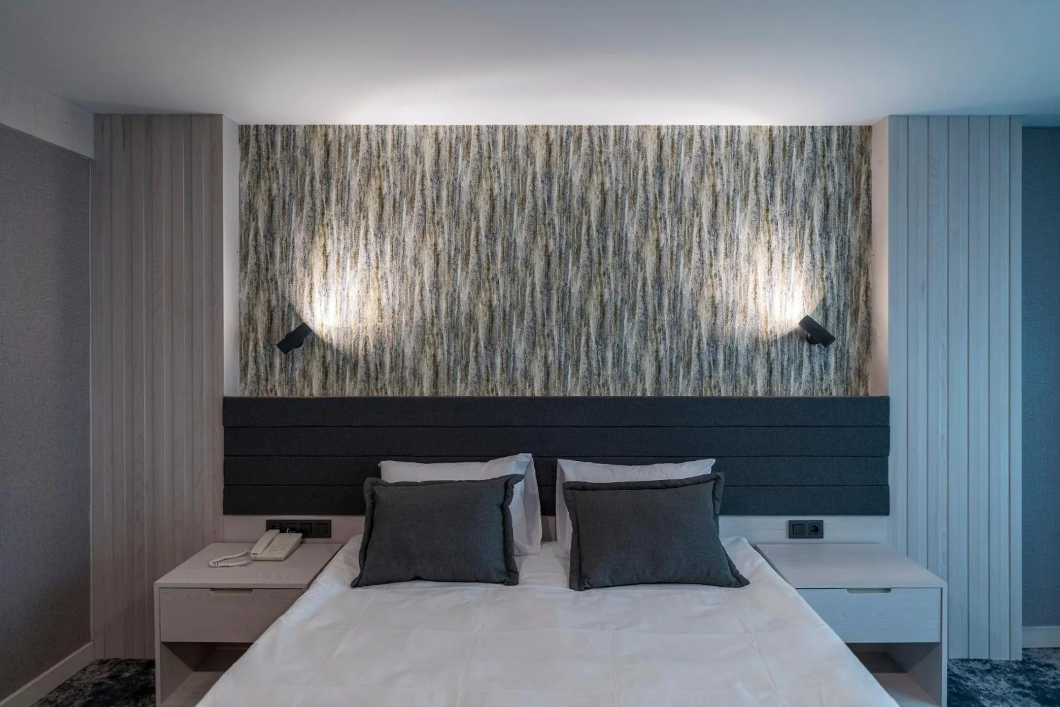 Photo of the whole room, Bed in Yeşilyurt Park Otel