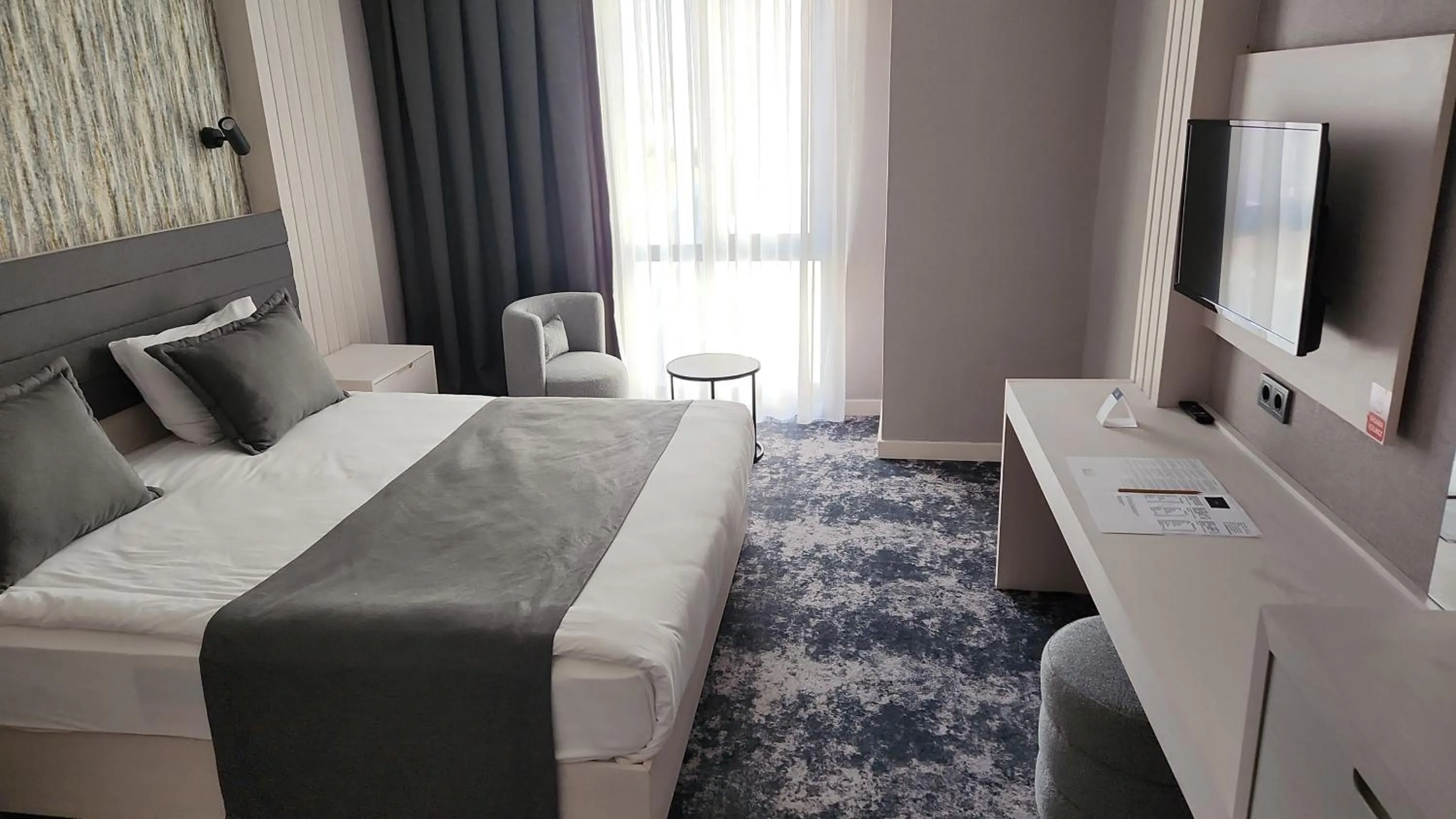 Photo of the whole room, Bed in Yeşilyurt Park Otel