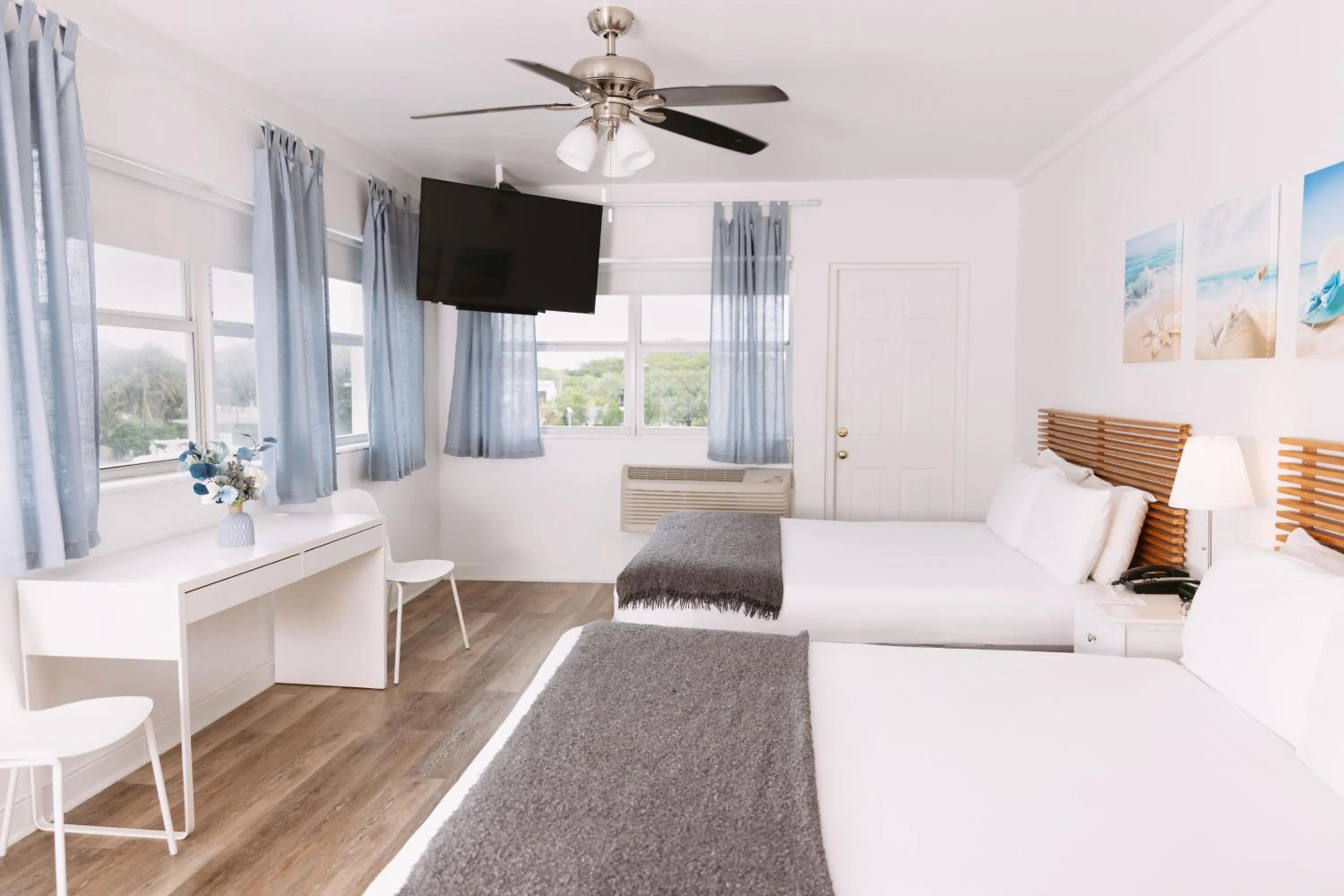 Bed in Lorraine Hotel