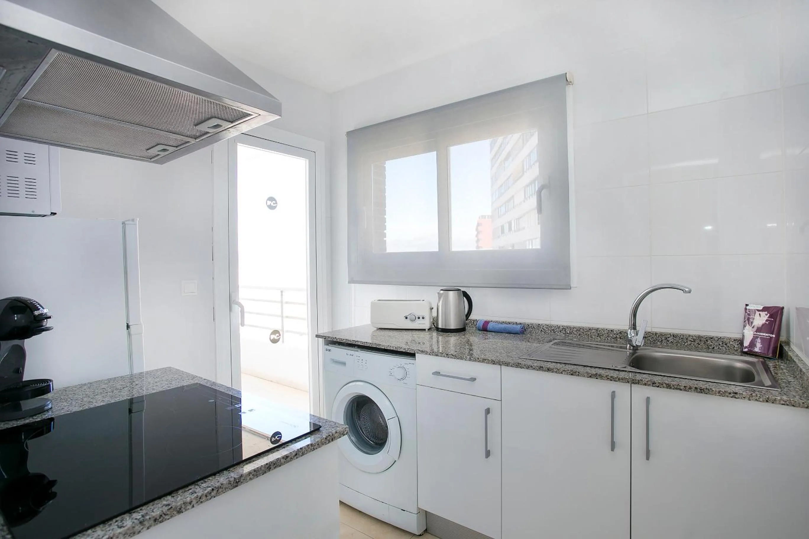 Kitchen or kitchenette in Apartamentos Buenos Aires By Mc