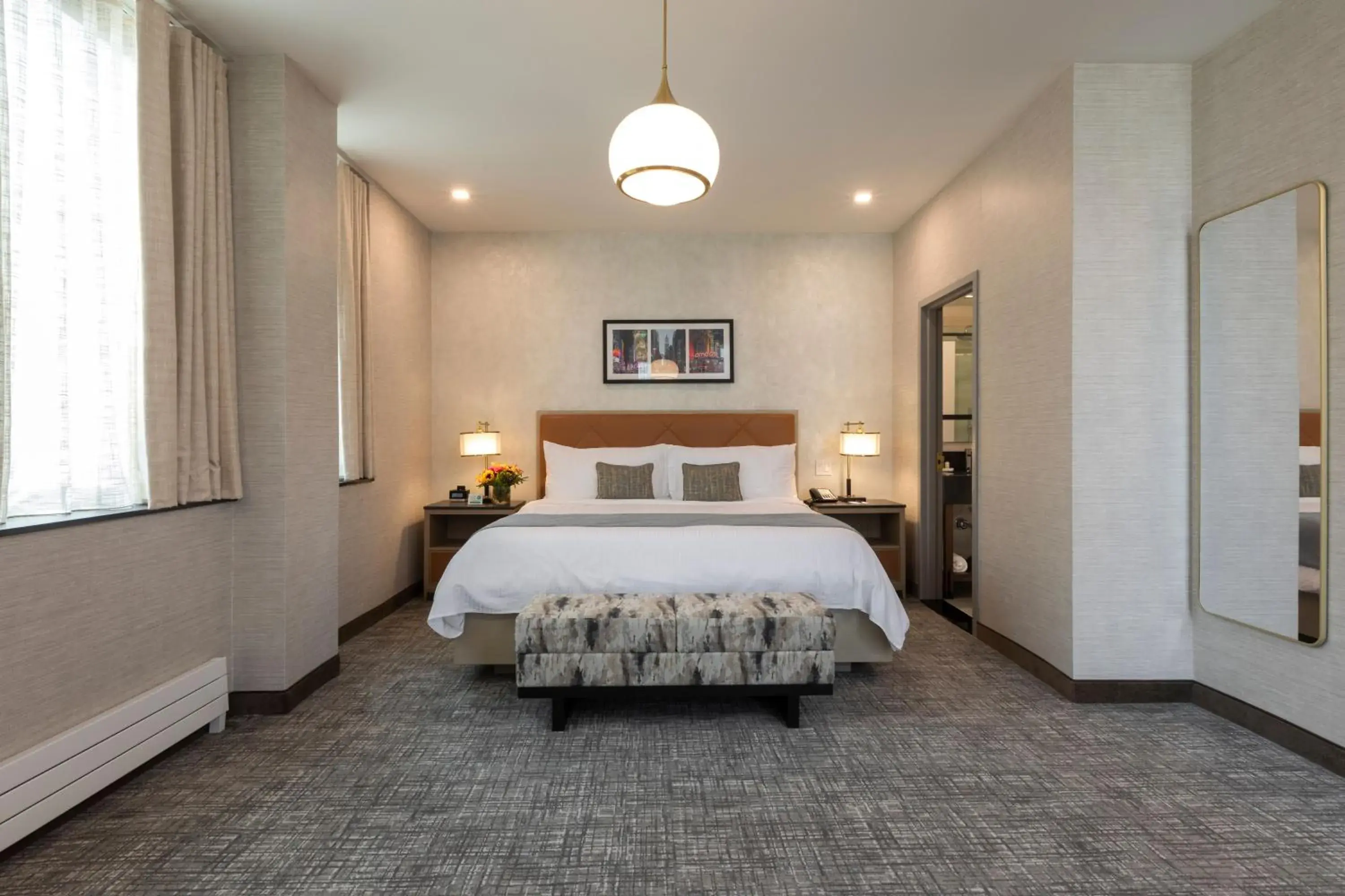 Gotham Jr. Suite King Terrace in Broadway Plaza Hotel Gotham Jr. Suite King Terrace in Broadway Plaza Hotel