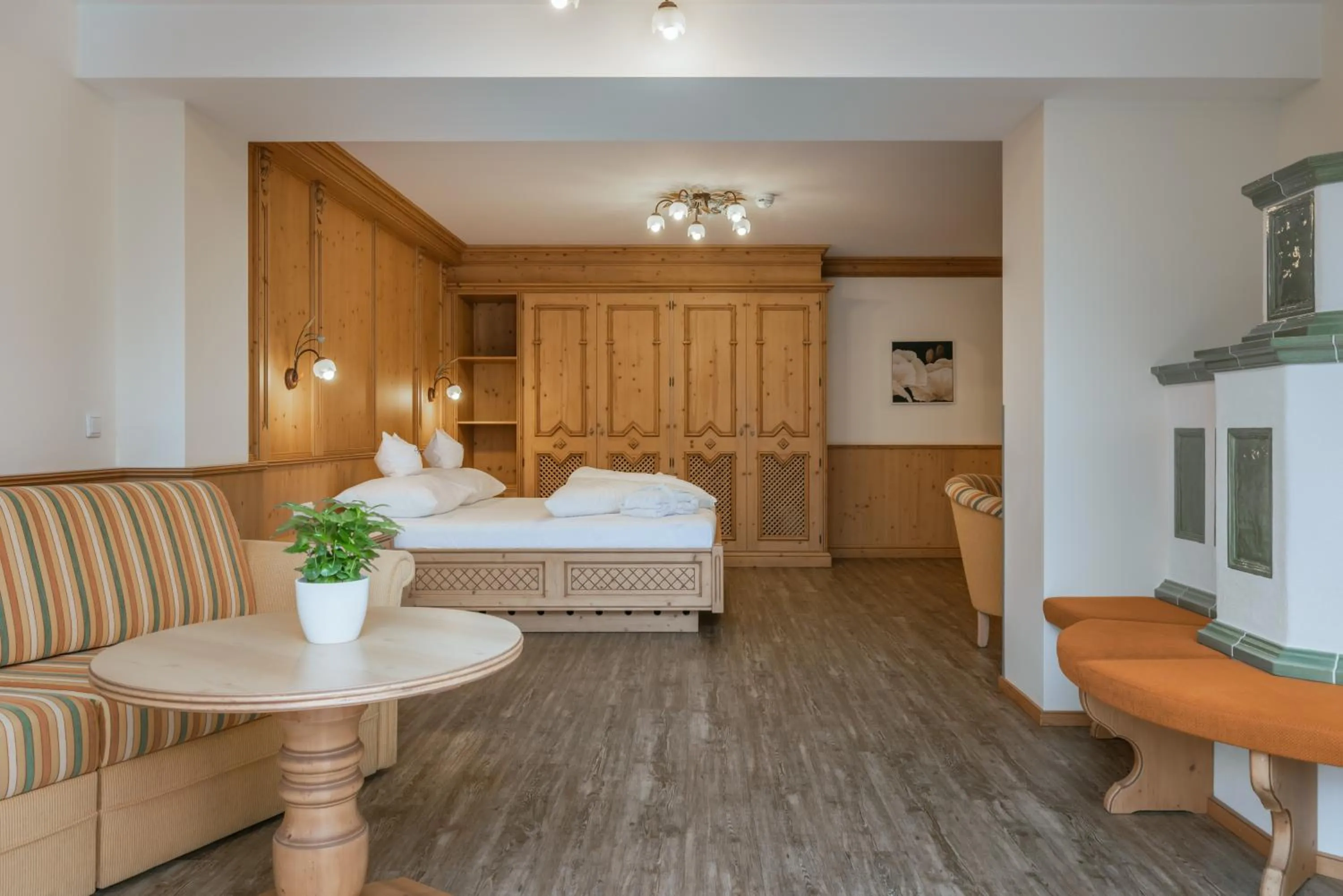 Photo of the whole room, Bed in KERSCHDORFER - wohlfühlhotel garni - adults only