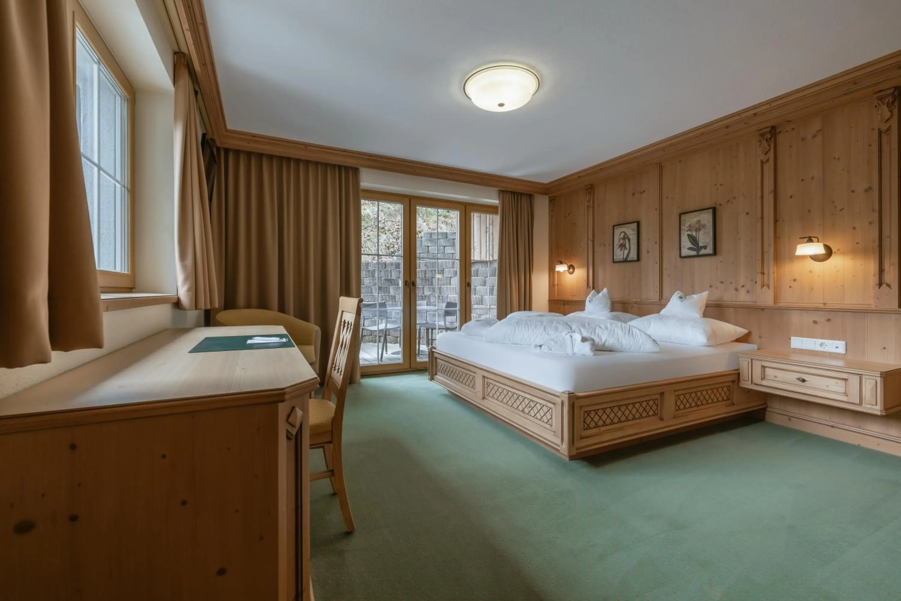 Photo of the whole room, Bed in KERSCHDORFER - wohlfühlhotel garni - adults only