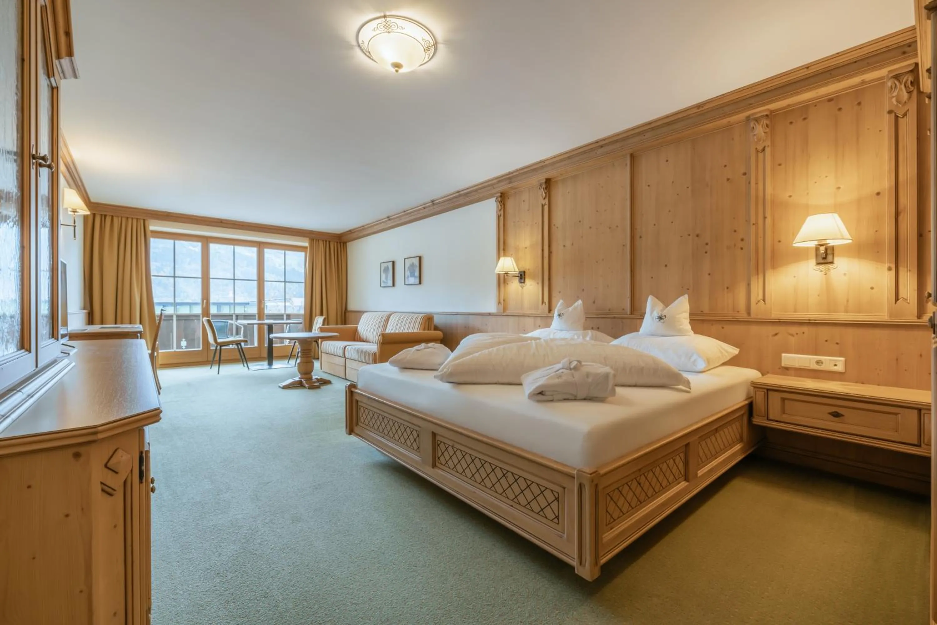 Photo of the whole room, Bed in KERSCHDORFER - wohlfühlhotel garni - adults only