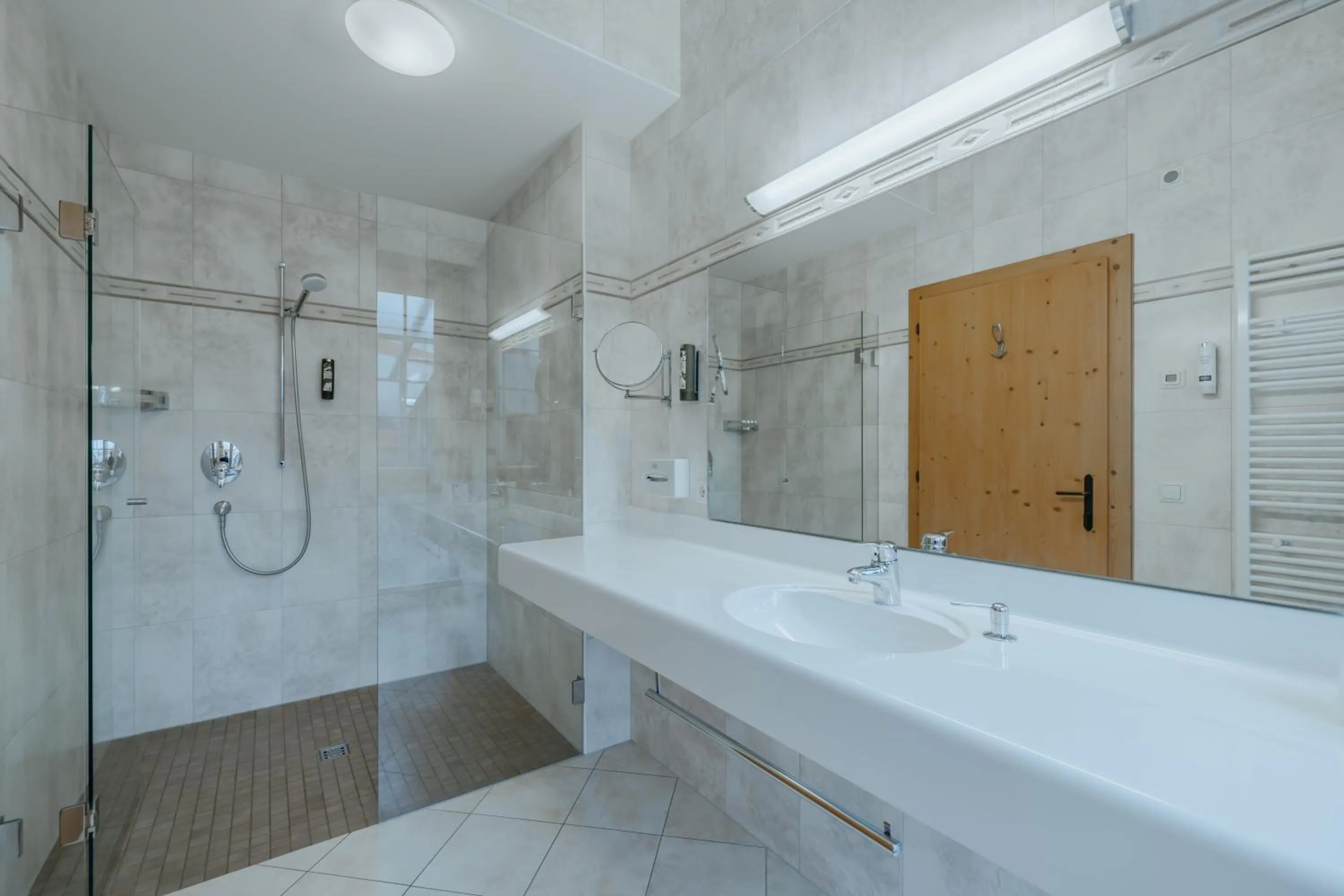 Shower in KERSCHDORFER - wohlfühlhotel garni - adults only