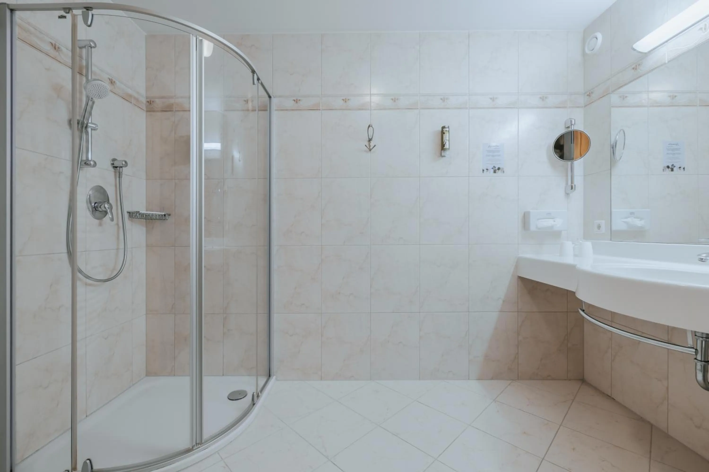 Bathroom in KERSCHDORFER - wohlfühlhotel garni - adults only