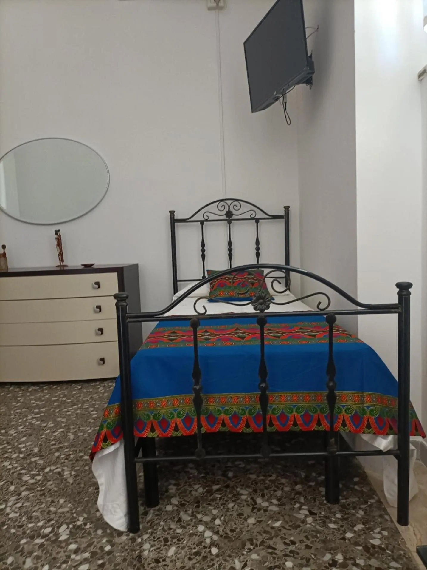 Bed in B&B Villa VITTORIO