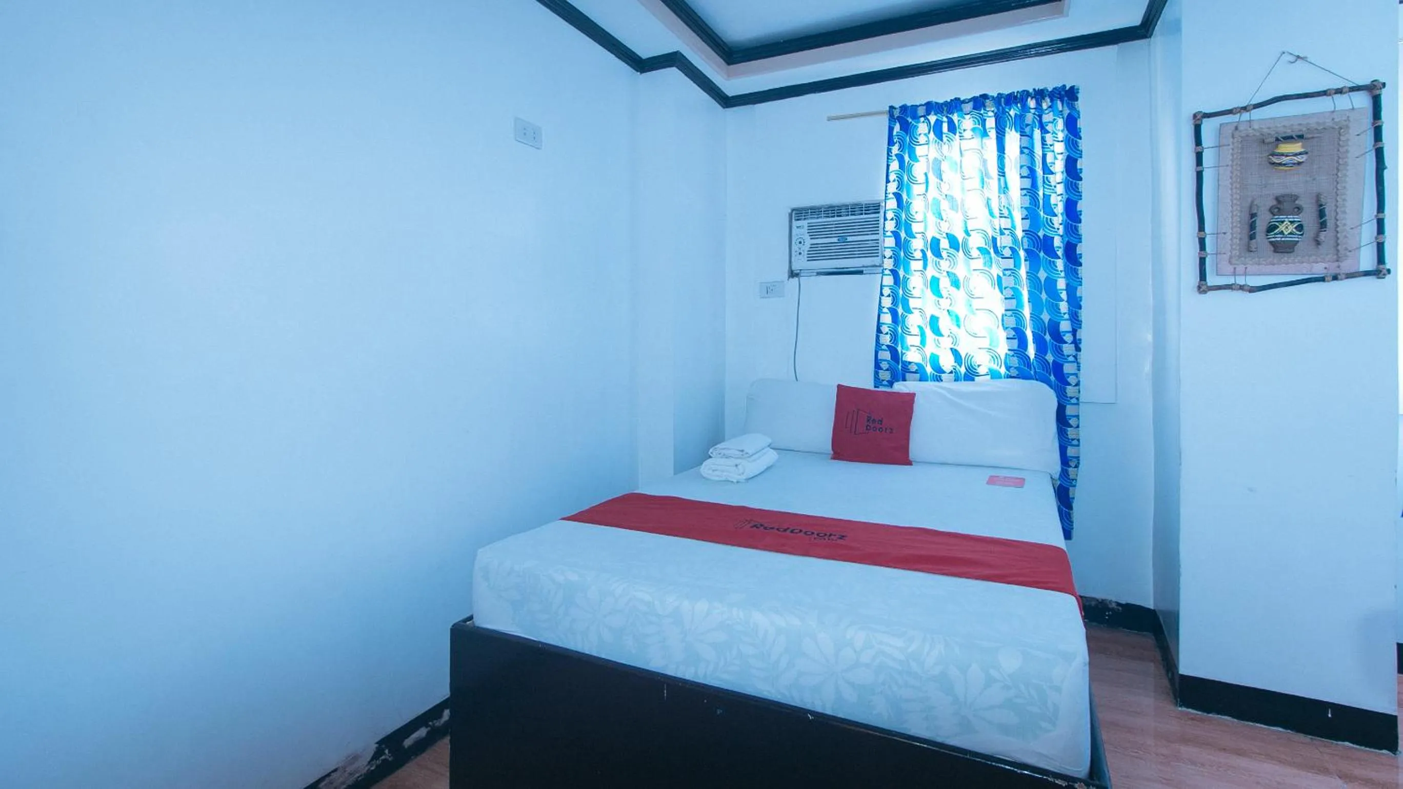 Bed in RedDoorz at Minas Place 1 Tacloban