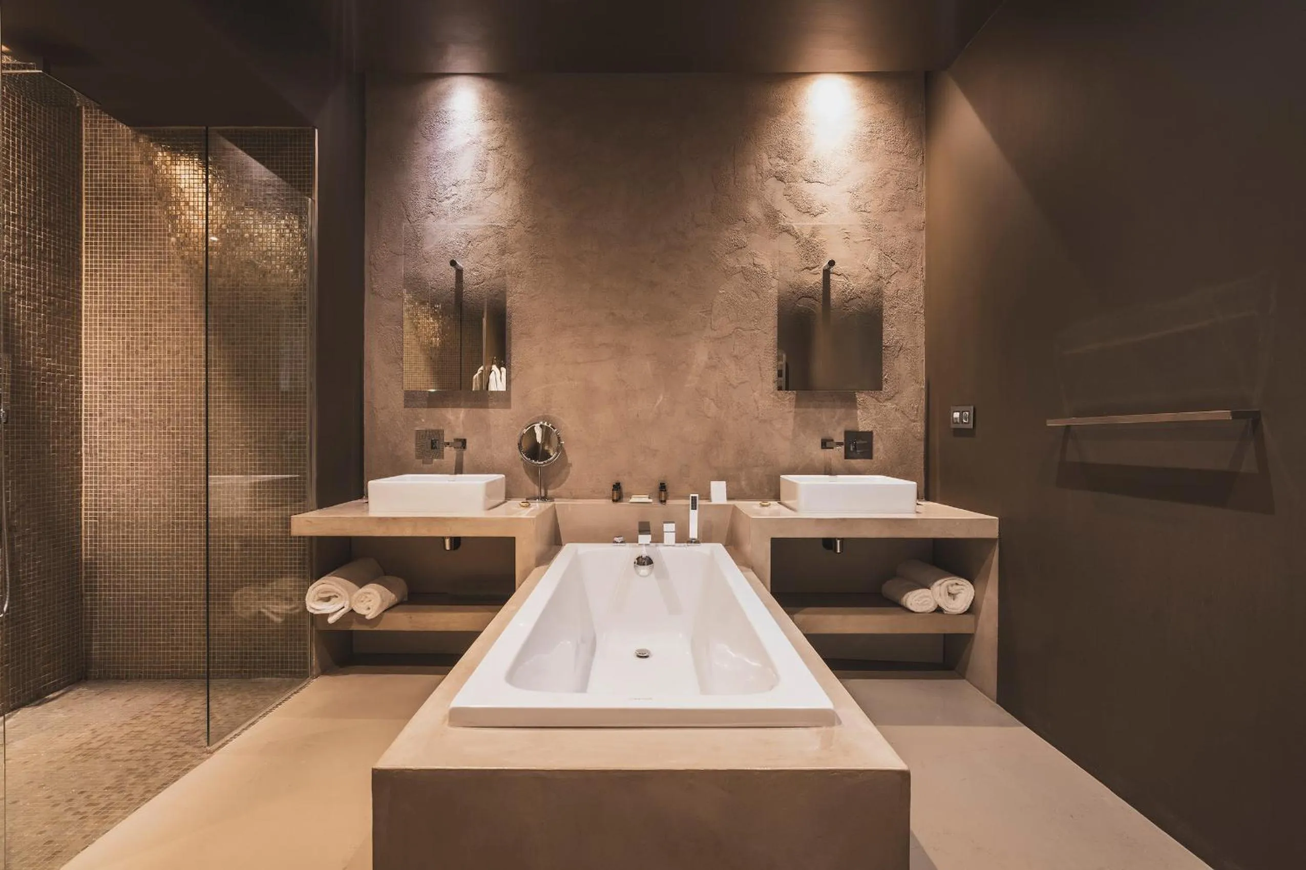 Bathroom in Les Lodges Sainte-Victoire Hotel & Spa