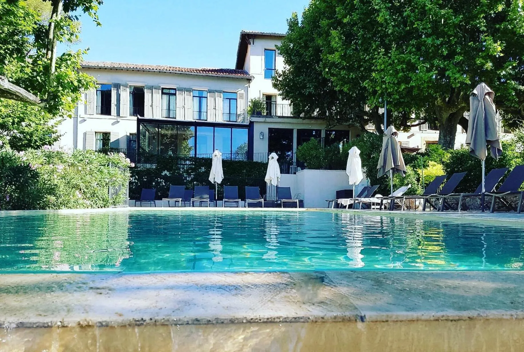 Property building in Les Lodges Sainte-Victoire Hotel & Spa