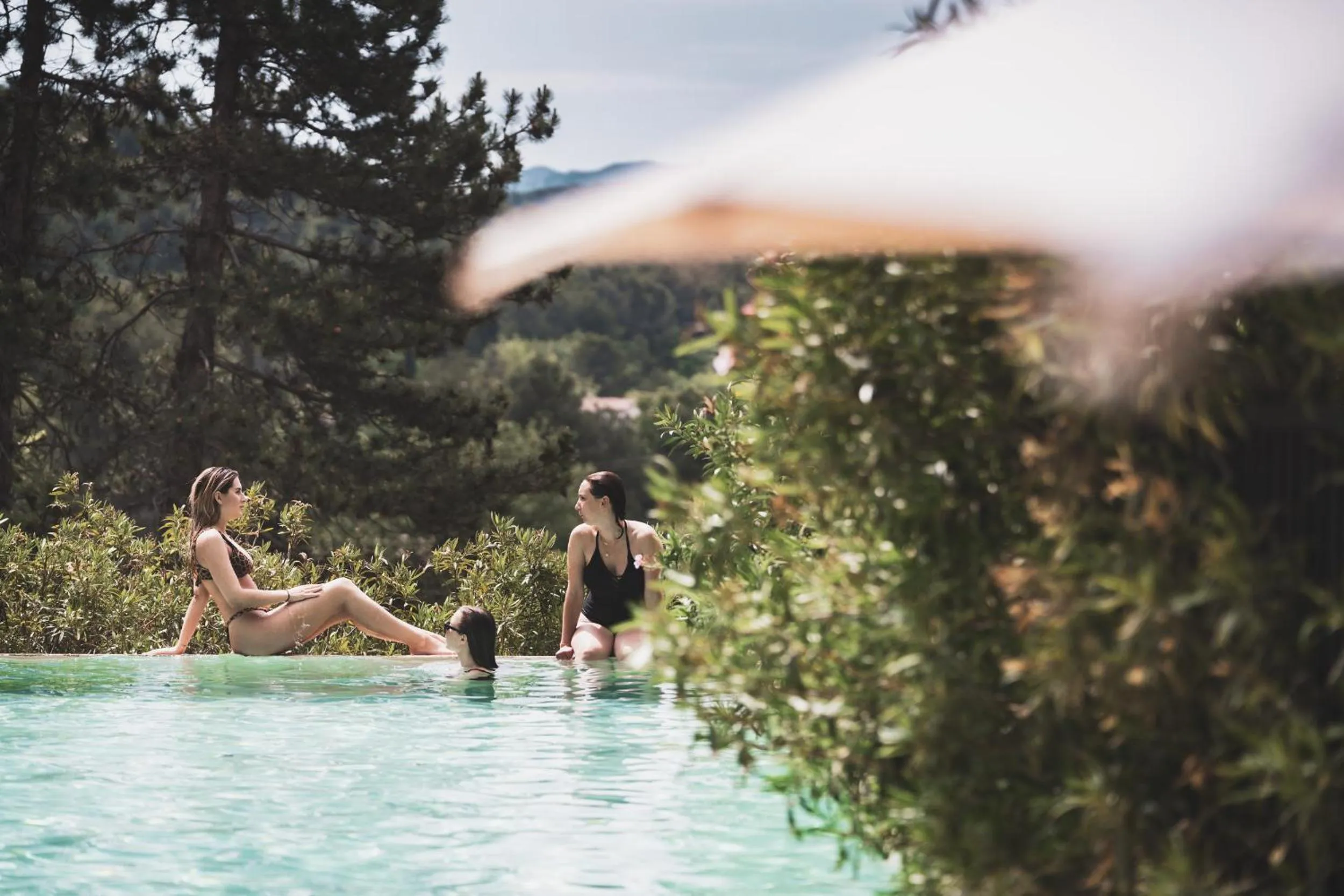 Swimming pool in Les Lodges Sainte-Victoire Hotel & Spa