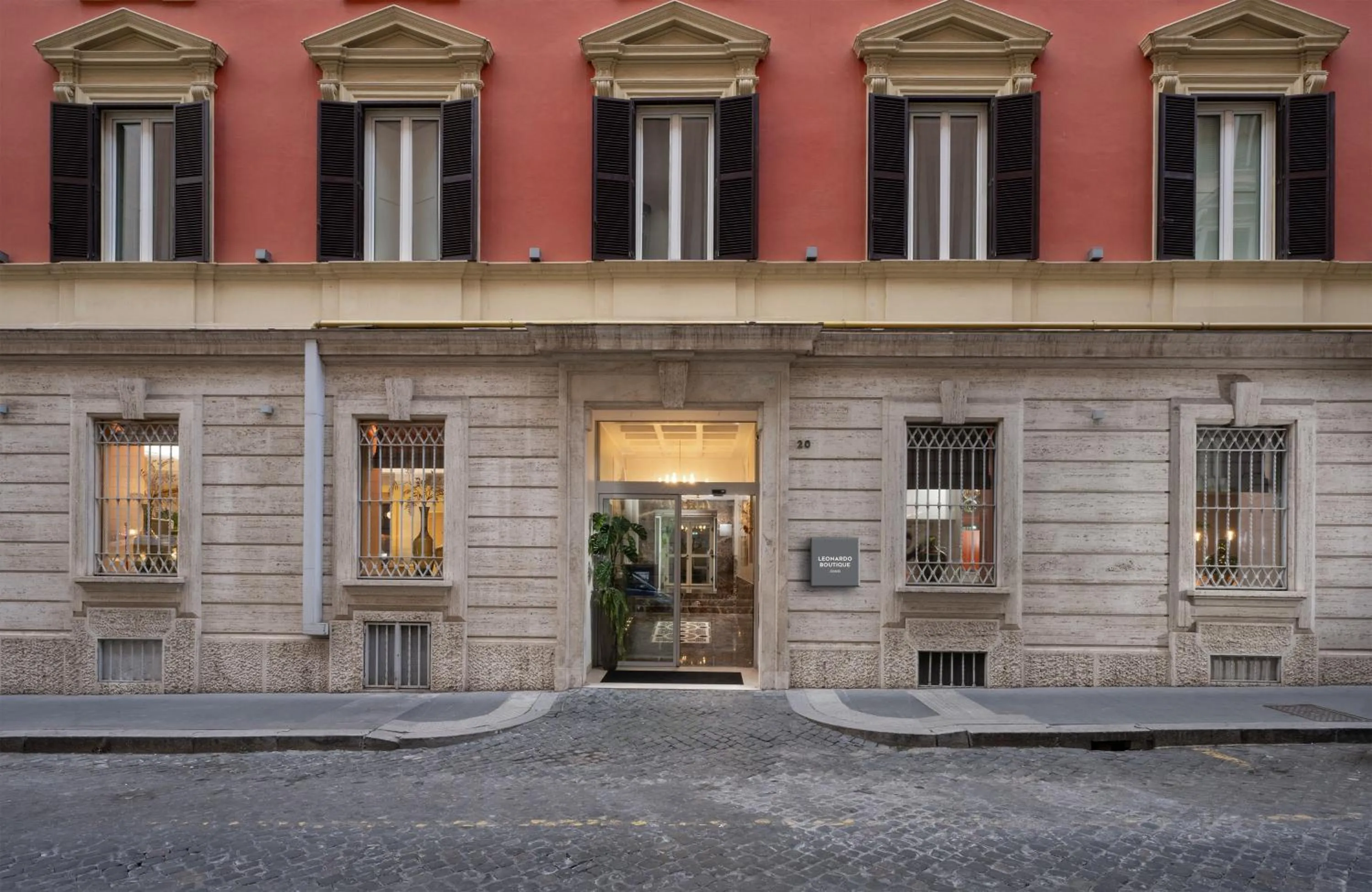 Facade/entrance in Leonardo Boutique Hotel Rome Monti