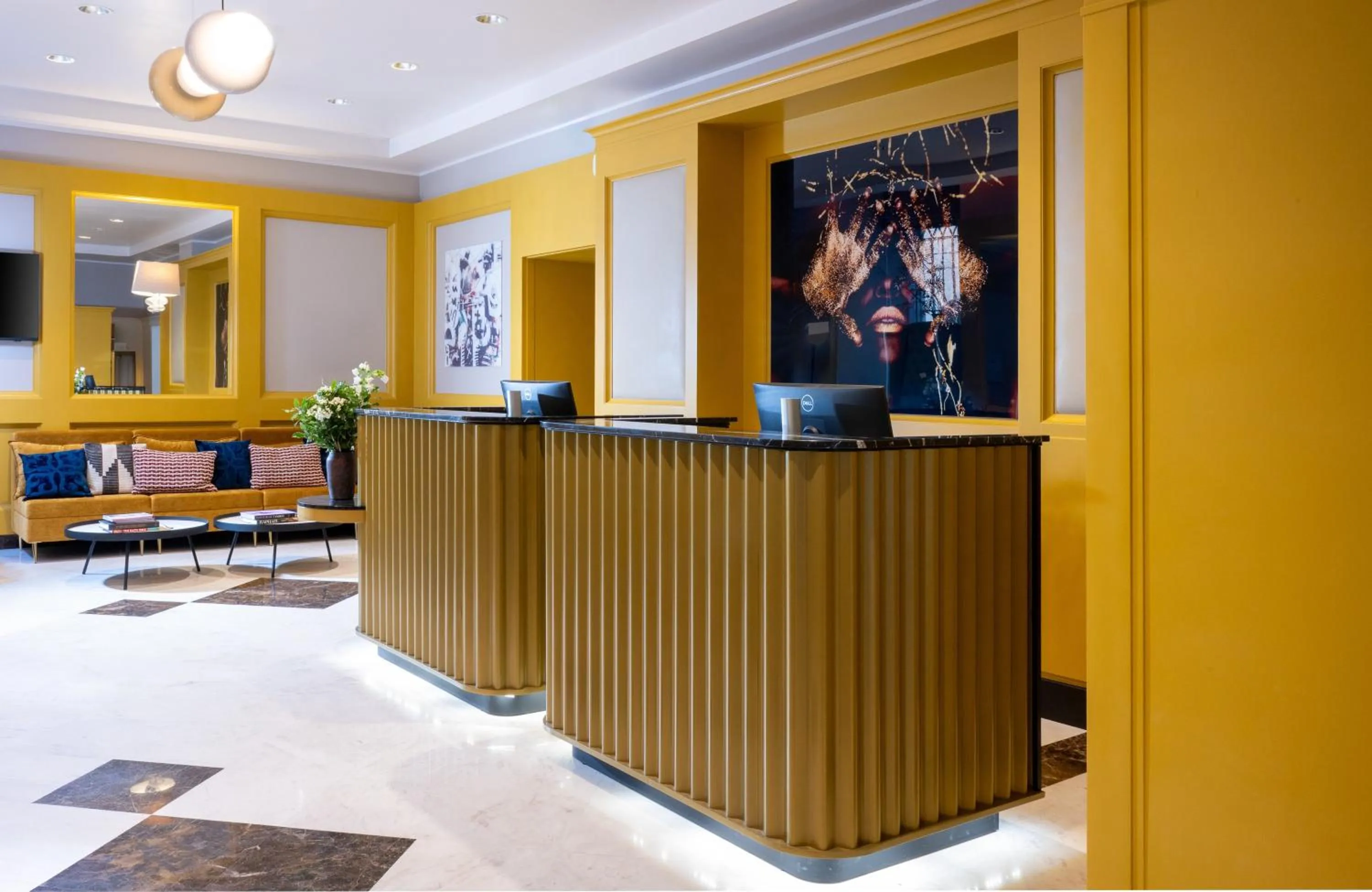 Lobby or reception in Leonardo Boutique Hotel Rome Monti