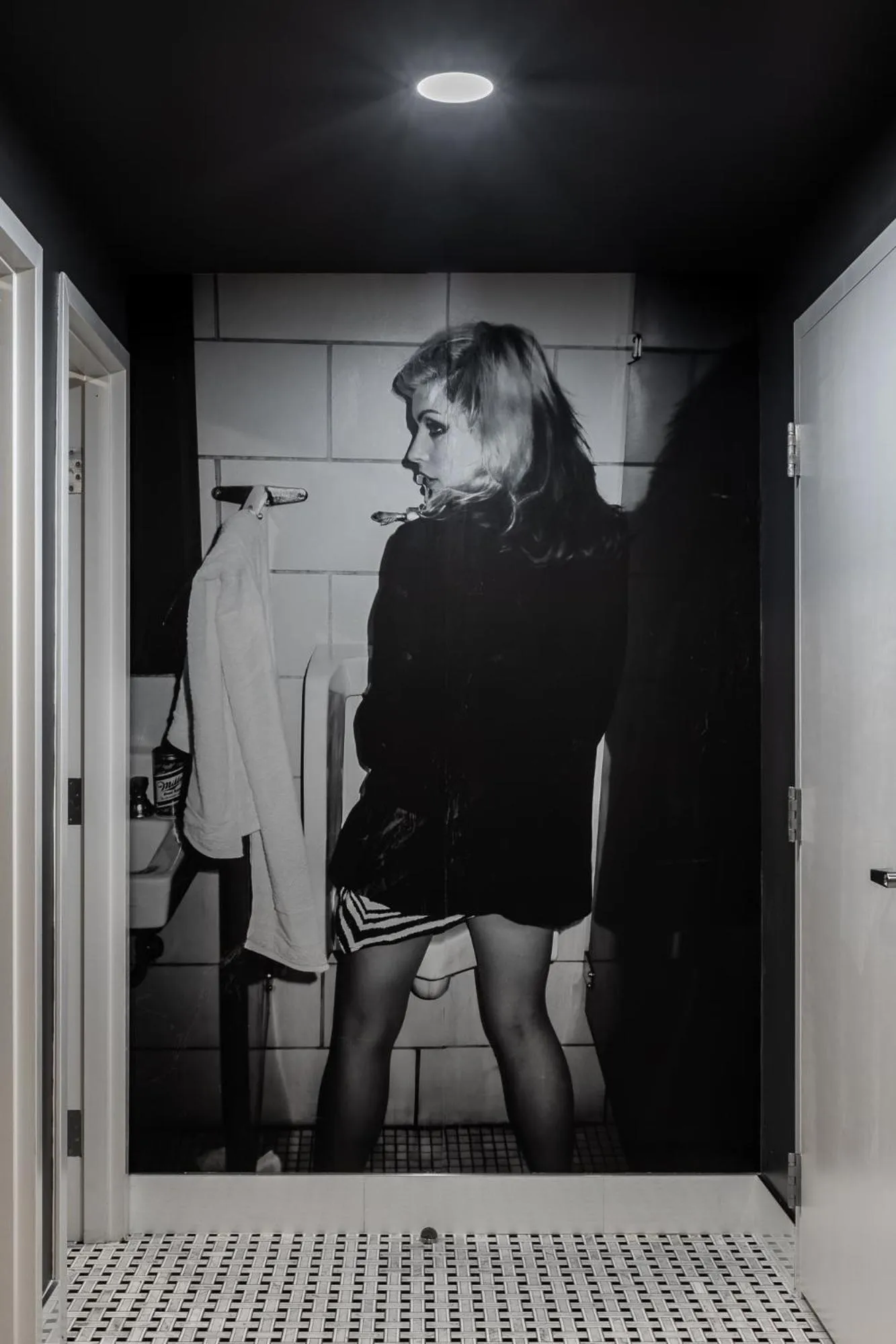 Bathroom in The Georgetown Inn