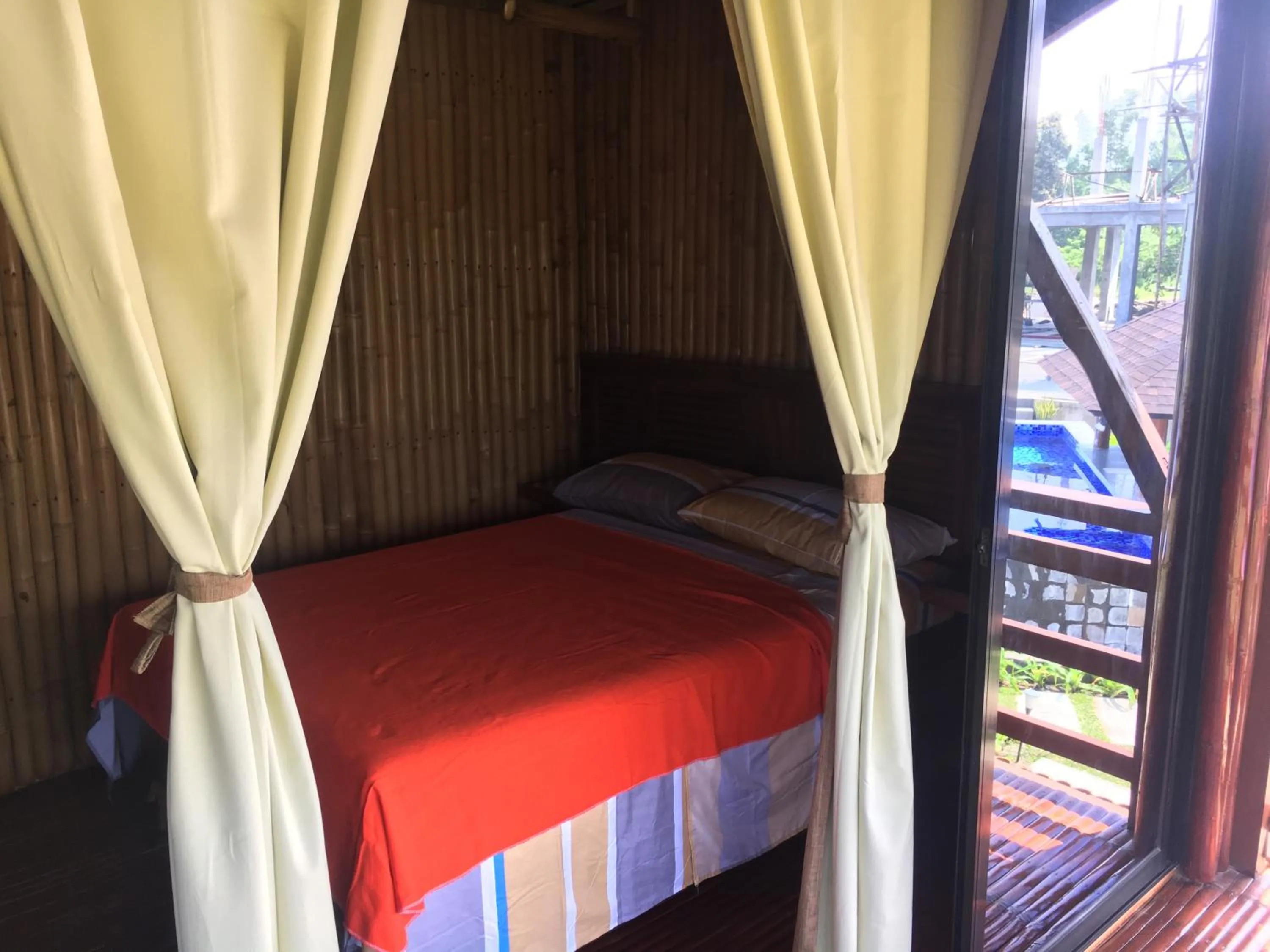 Bed in Vistapaloma beach resort