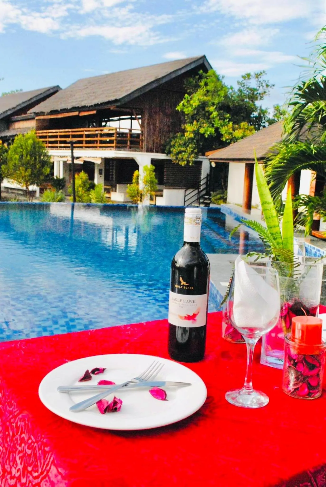 Vistapaloma beach resort