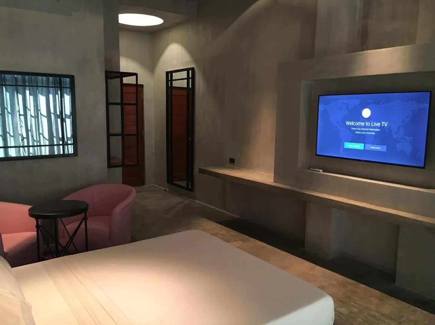 Bed in Vistapaloma beach resort