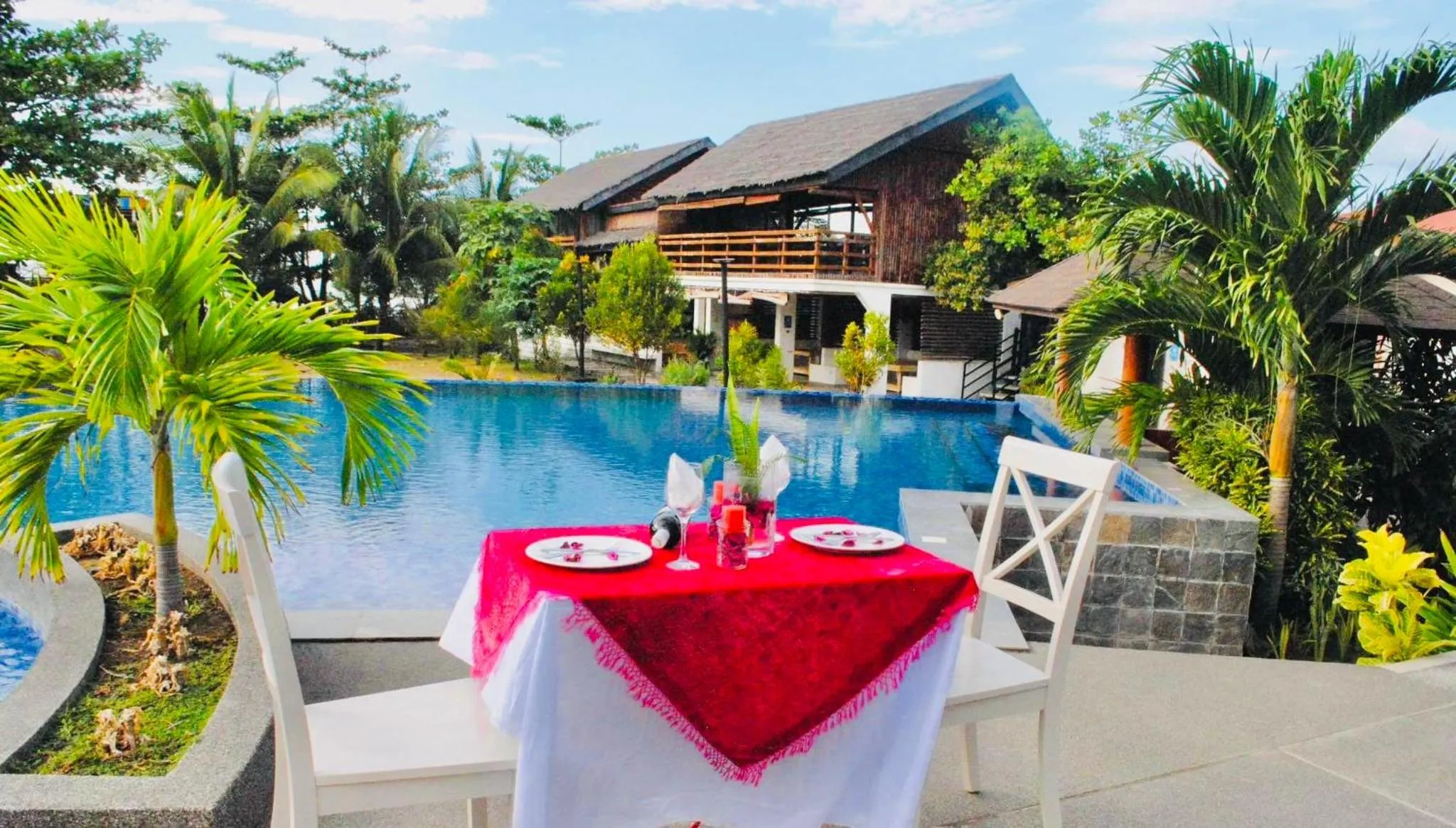 Vistapaloma beach resort