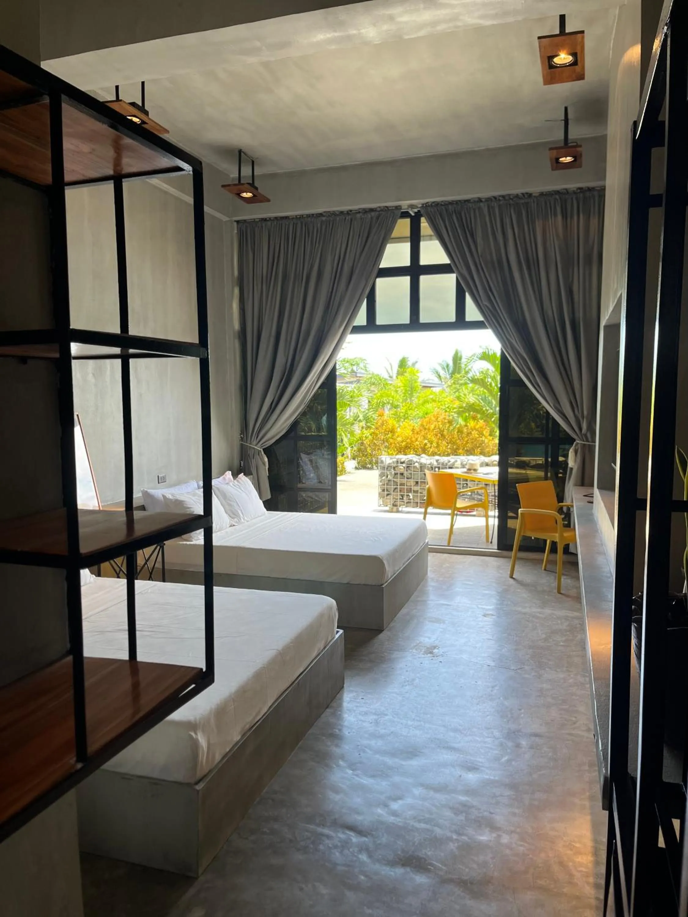 Balcony/Terrace, Bed in Vistapaloma beach resort