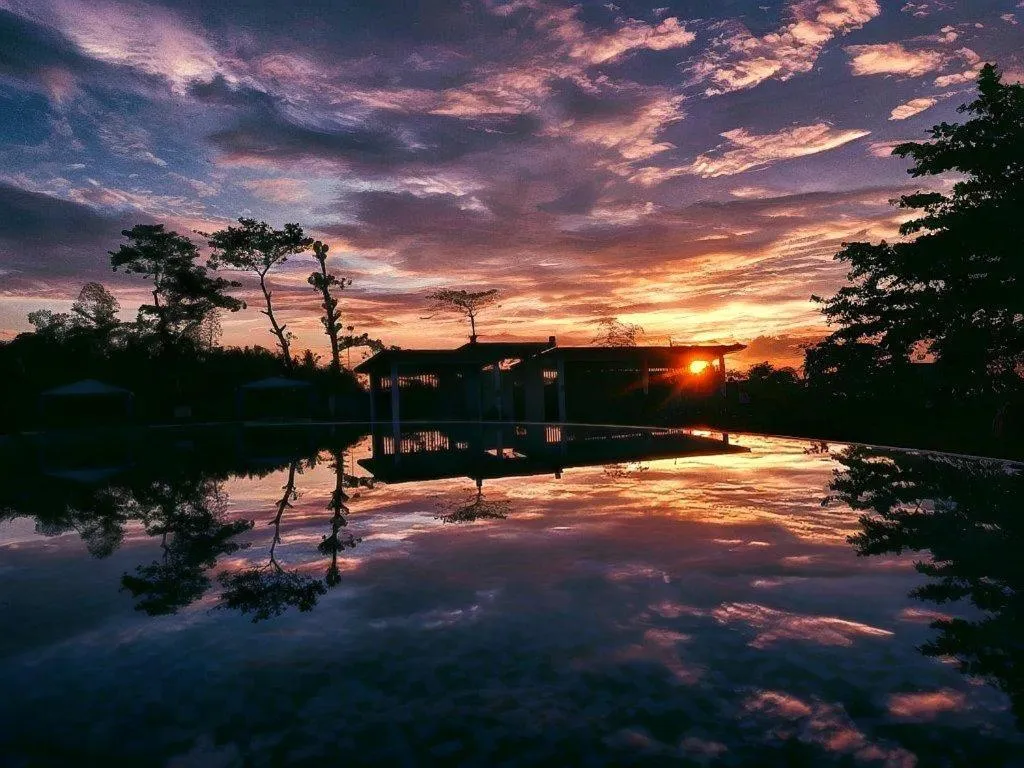 Vistapaloma beach resort