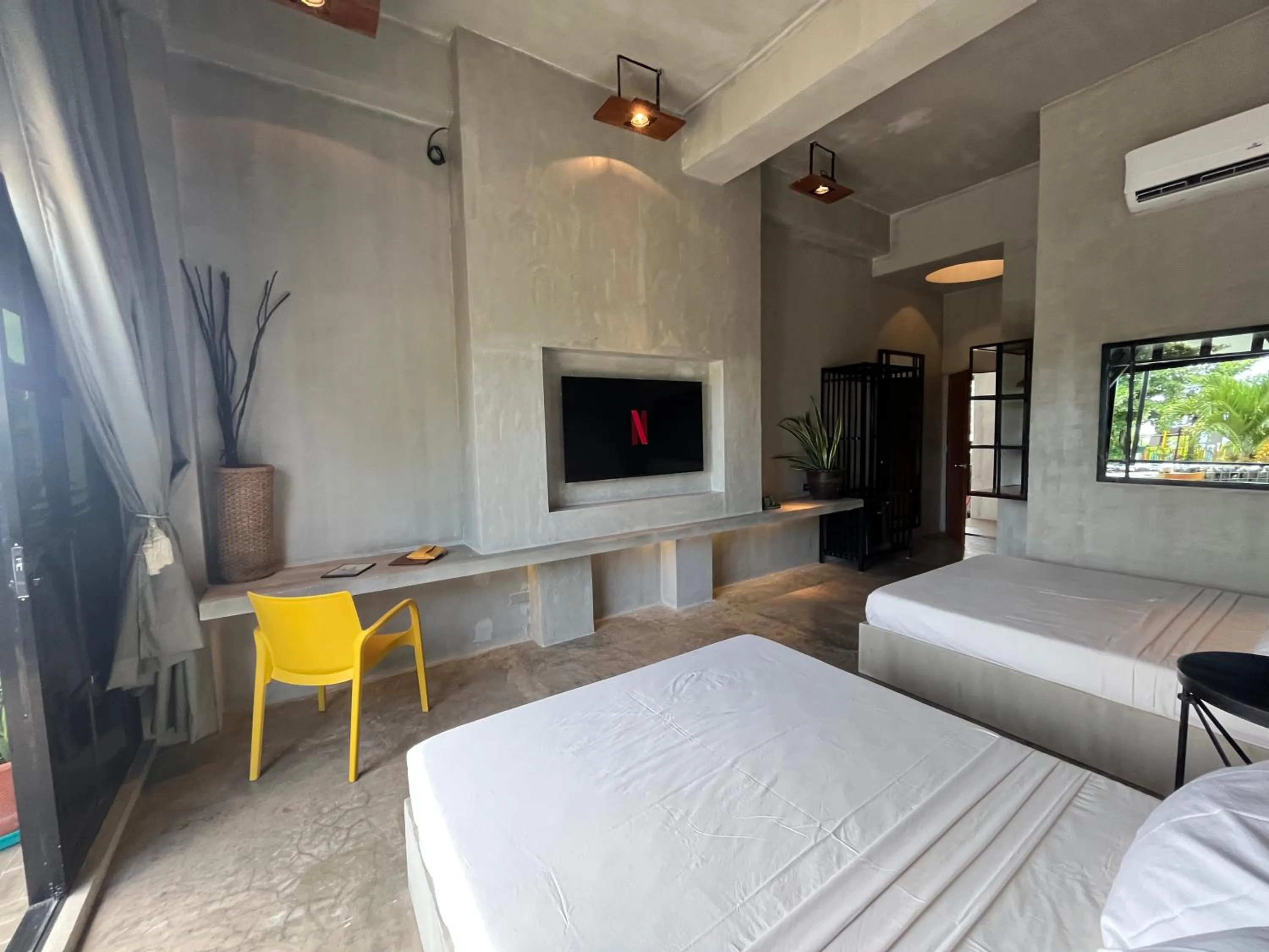 Bed in Vistapaloma beach resort