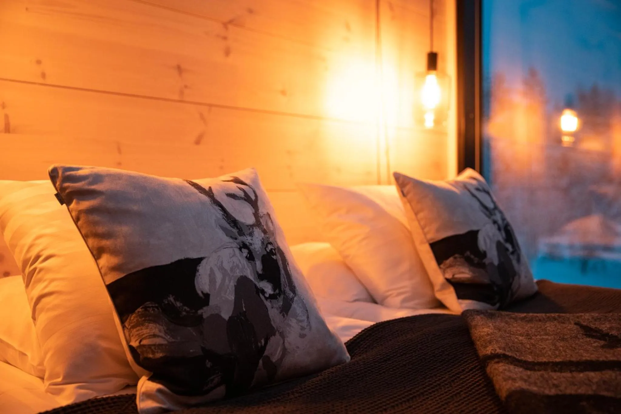 Bed in Kuuru Tunturilaakso by Kide Hotel