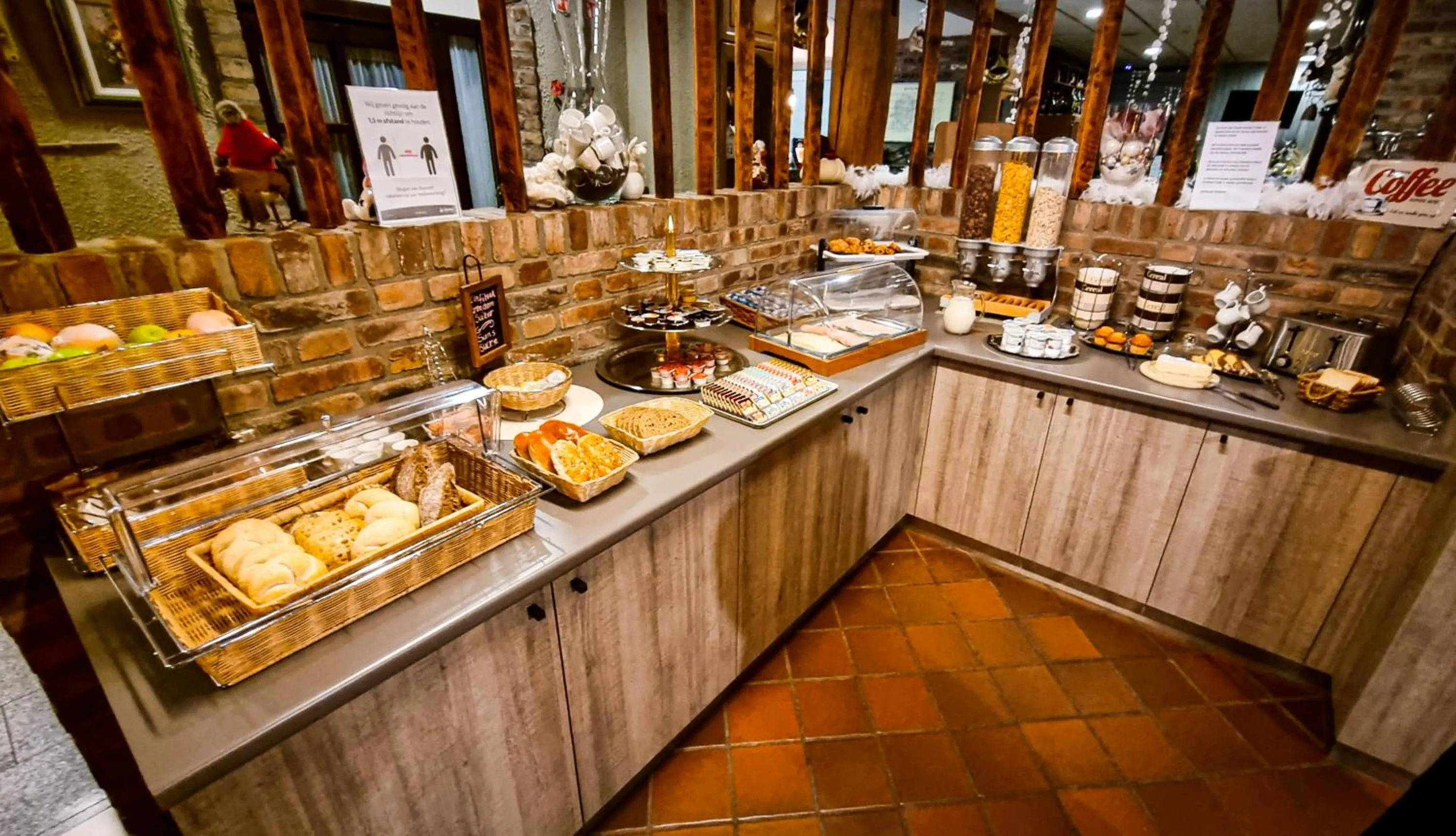 Breakfast in Hotel De Schacht