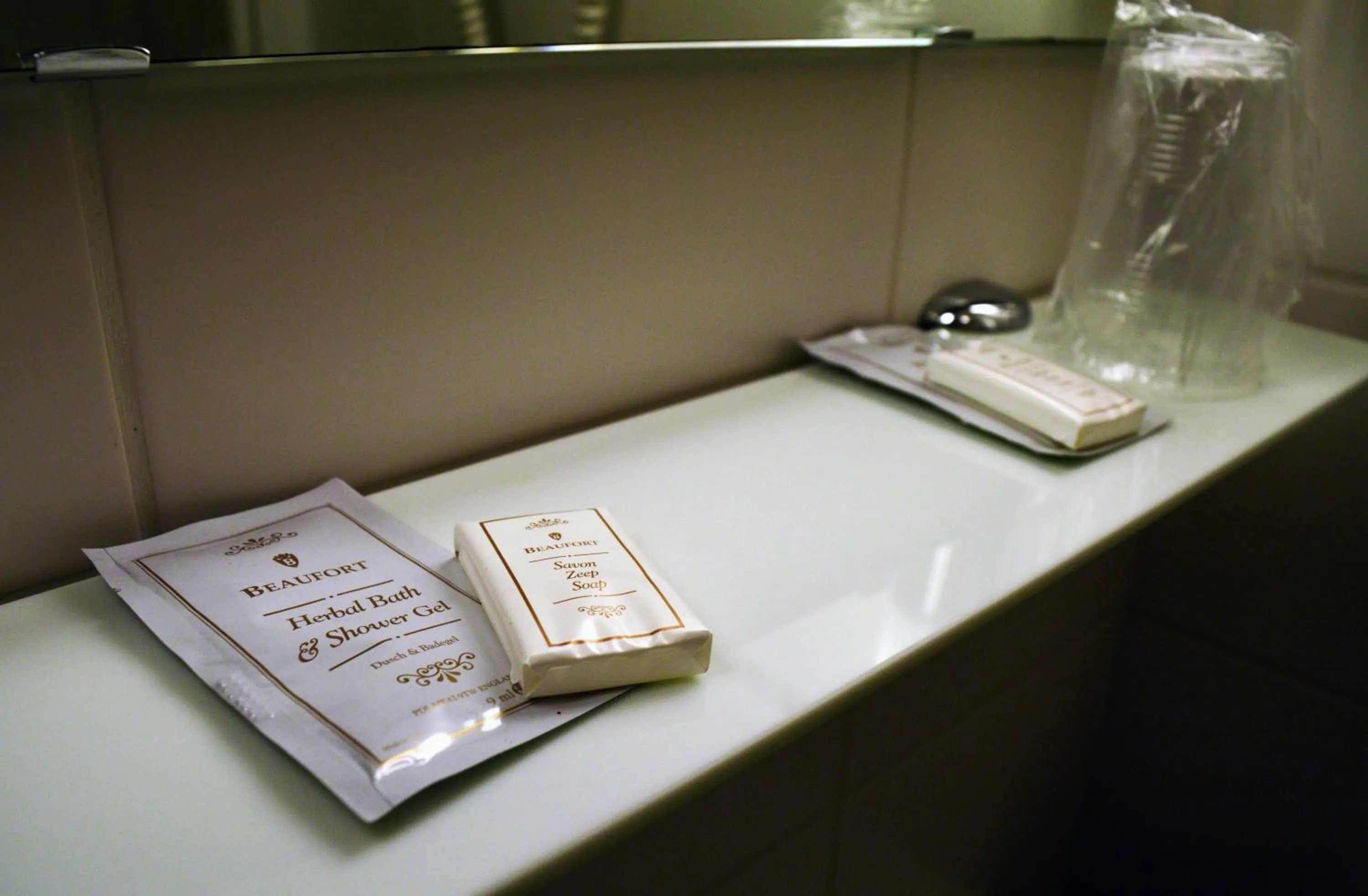 Bathroom in Hotel De Schacht