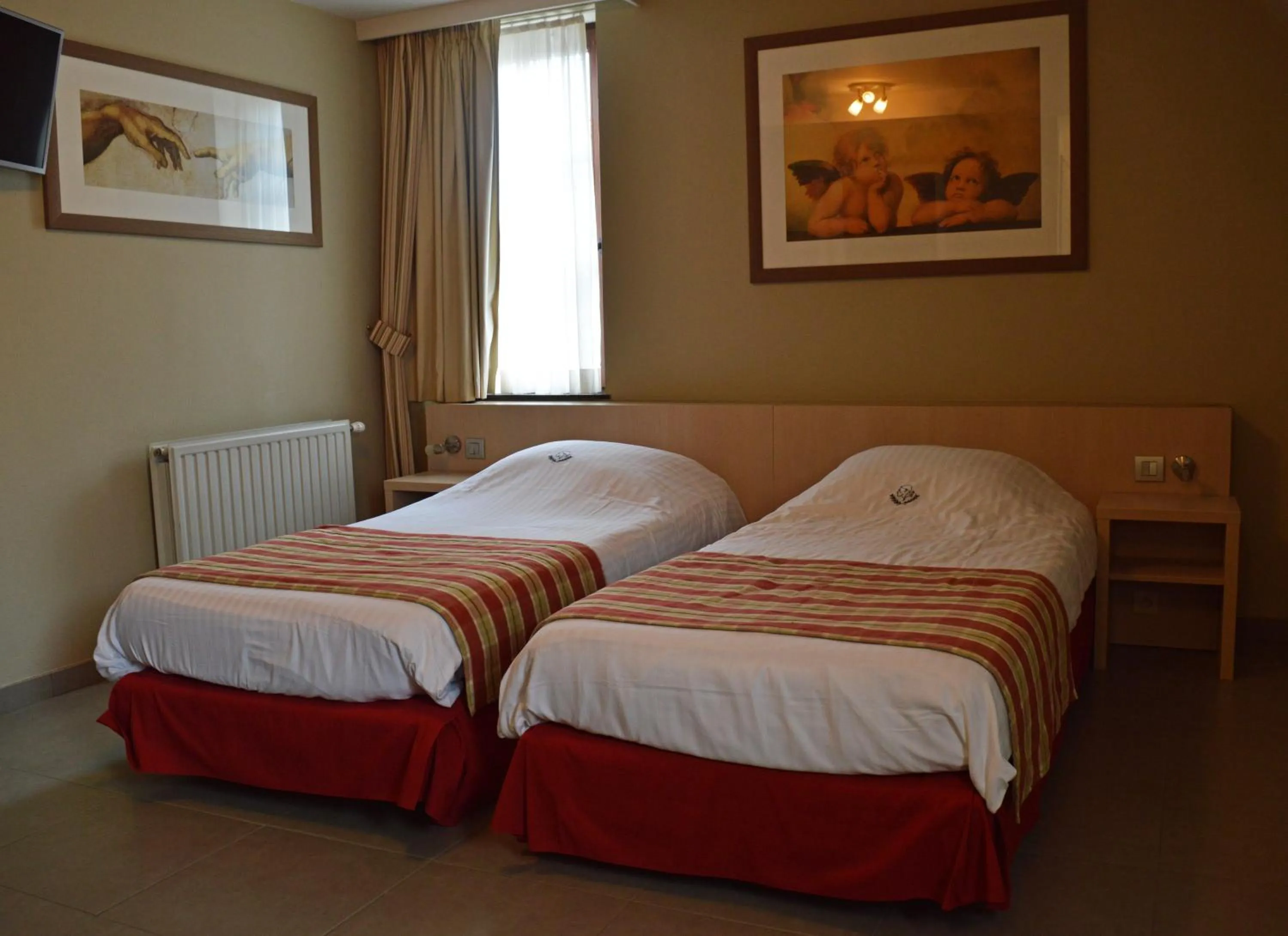 Bedroom in Hotel De Schacht