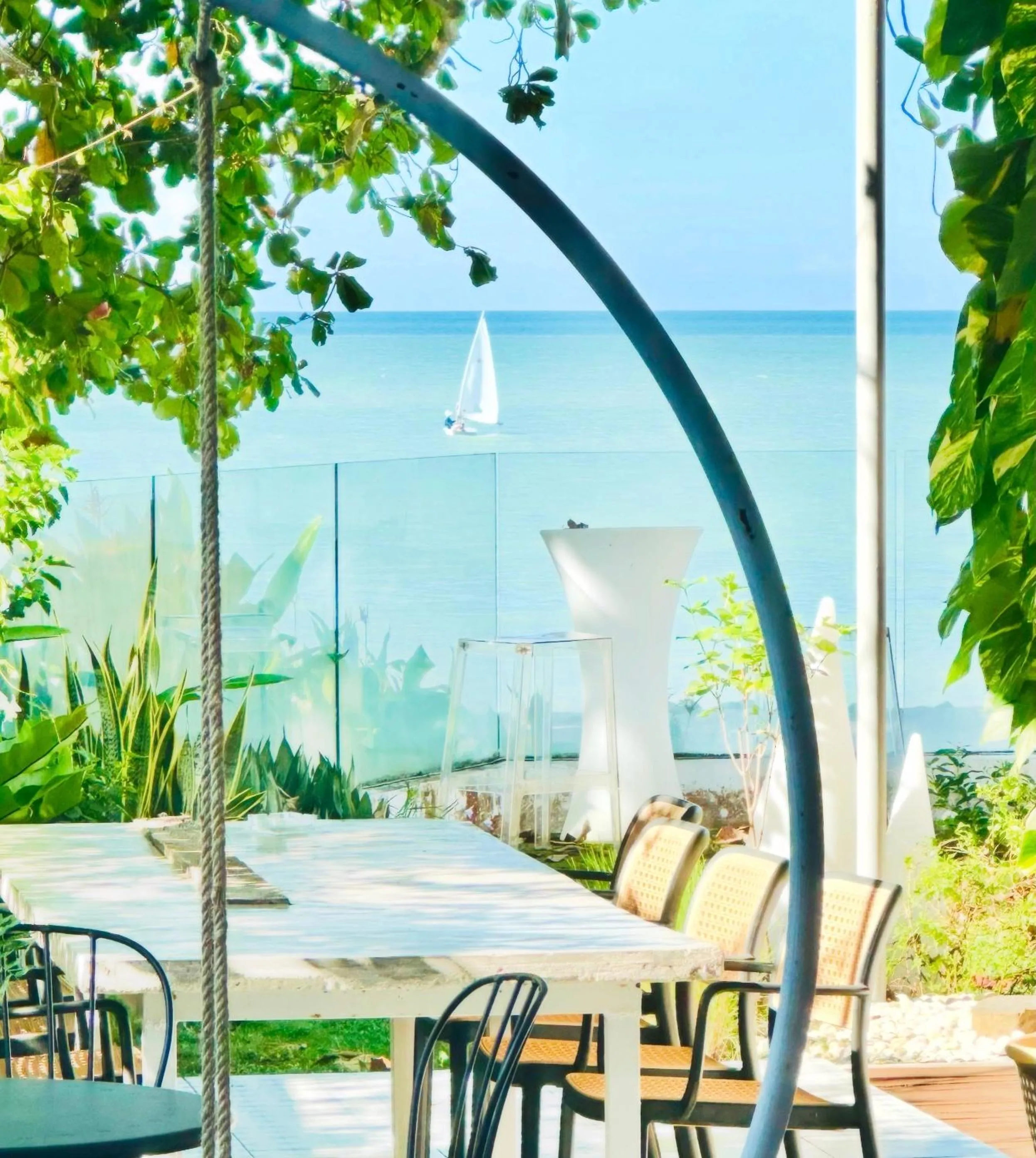 Smell rose beach garden