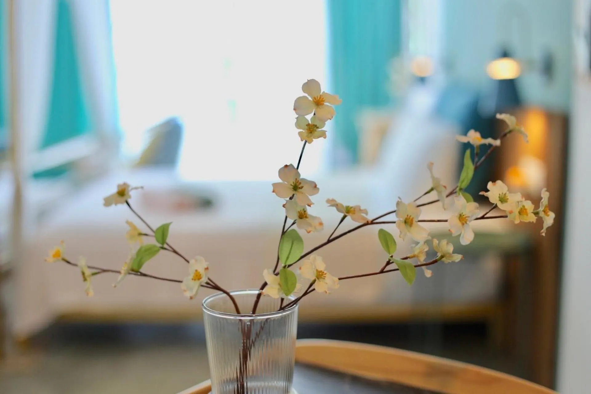 Bed in Smell rose beach garden花语海沙滩花园