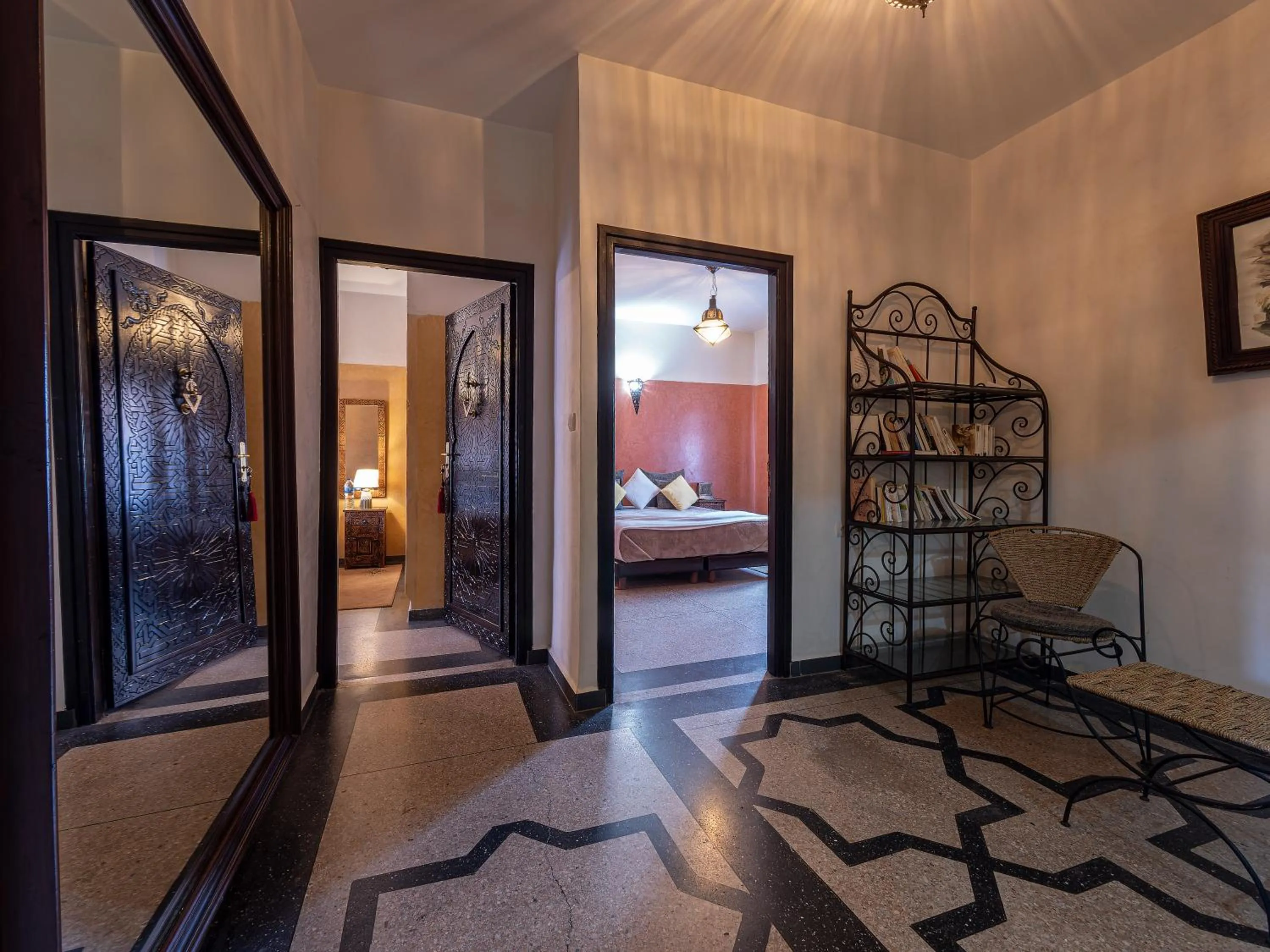 Bed in Villa Soraya Hammam & Jacuzzi