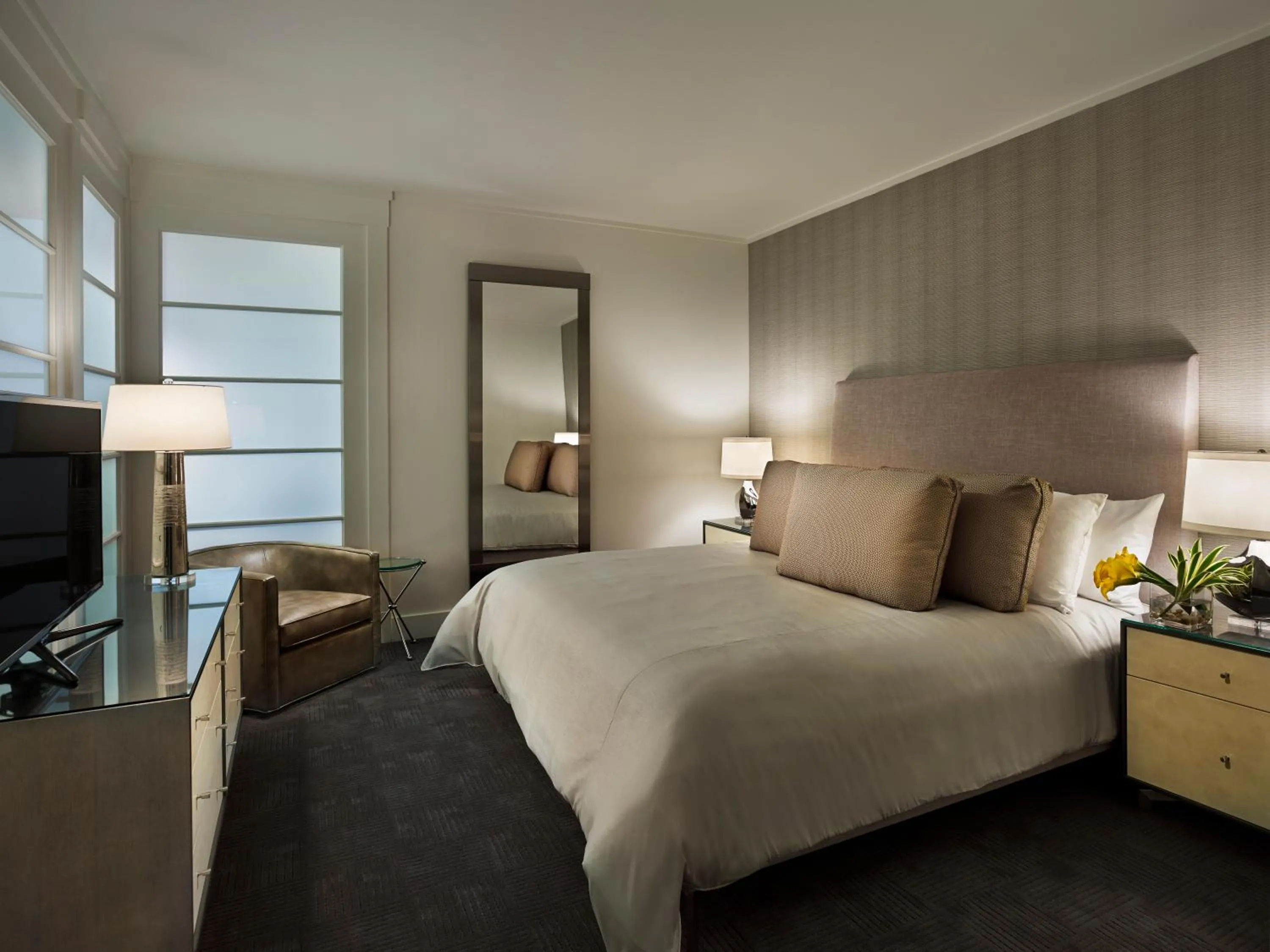 Bed in AKA White House