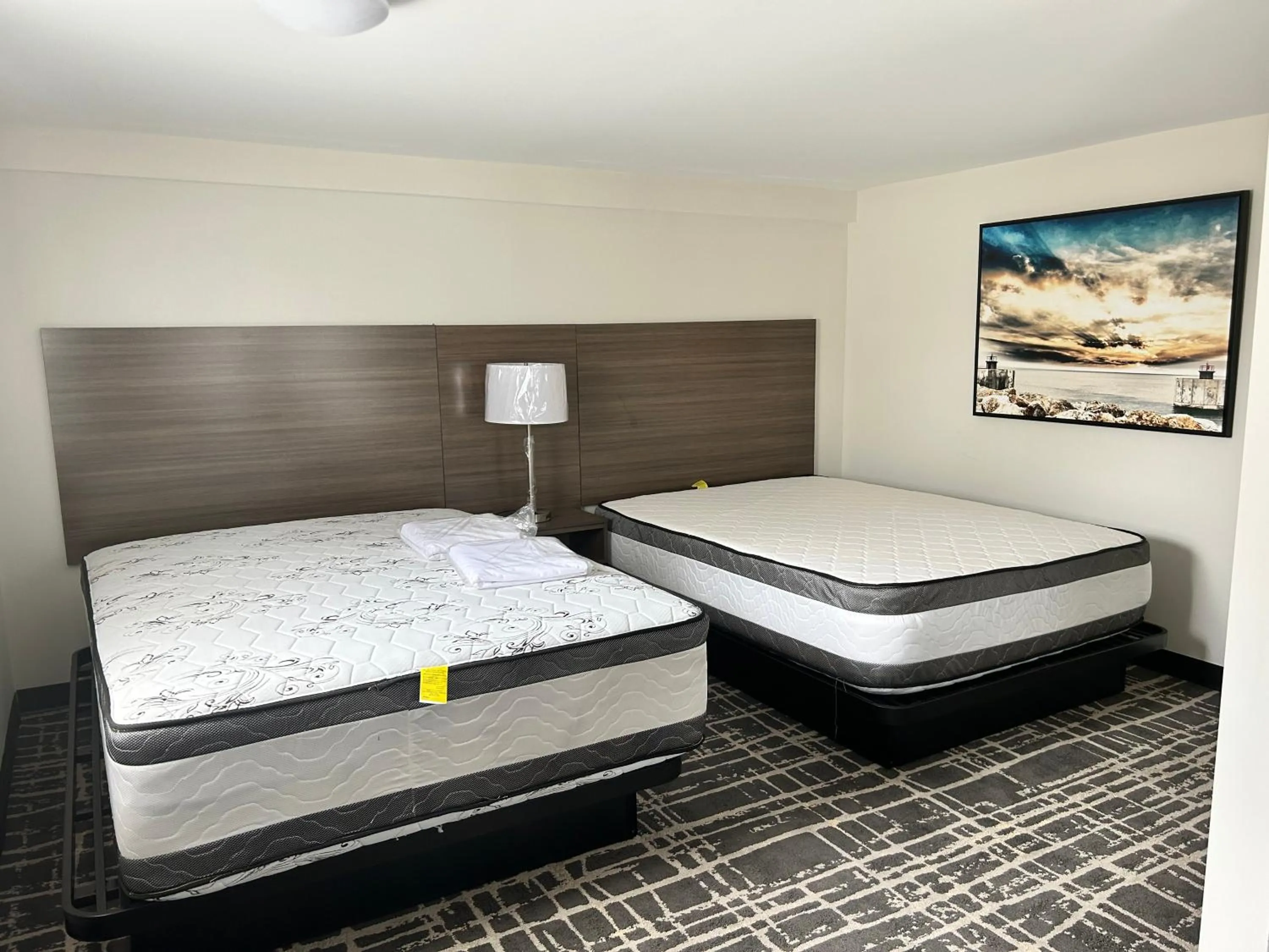 Restaurant/places to eat, Bed in Blue Wave Inn - Ocean City