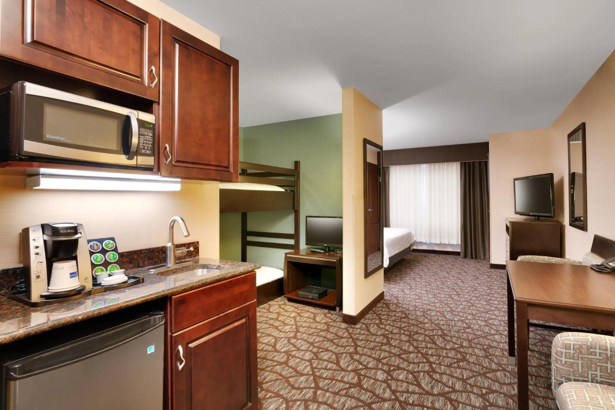 Photo of the whole room in Holiday Inn Express Hotel & Suites Butte by IHG