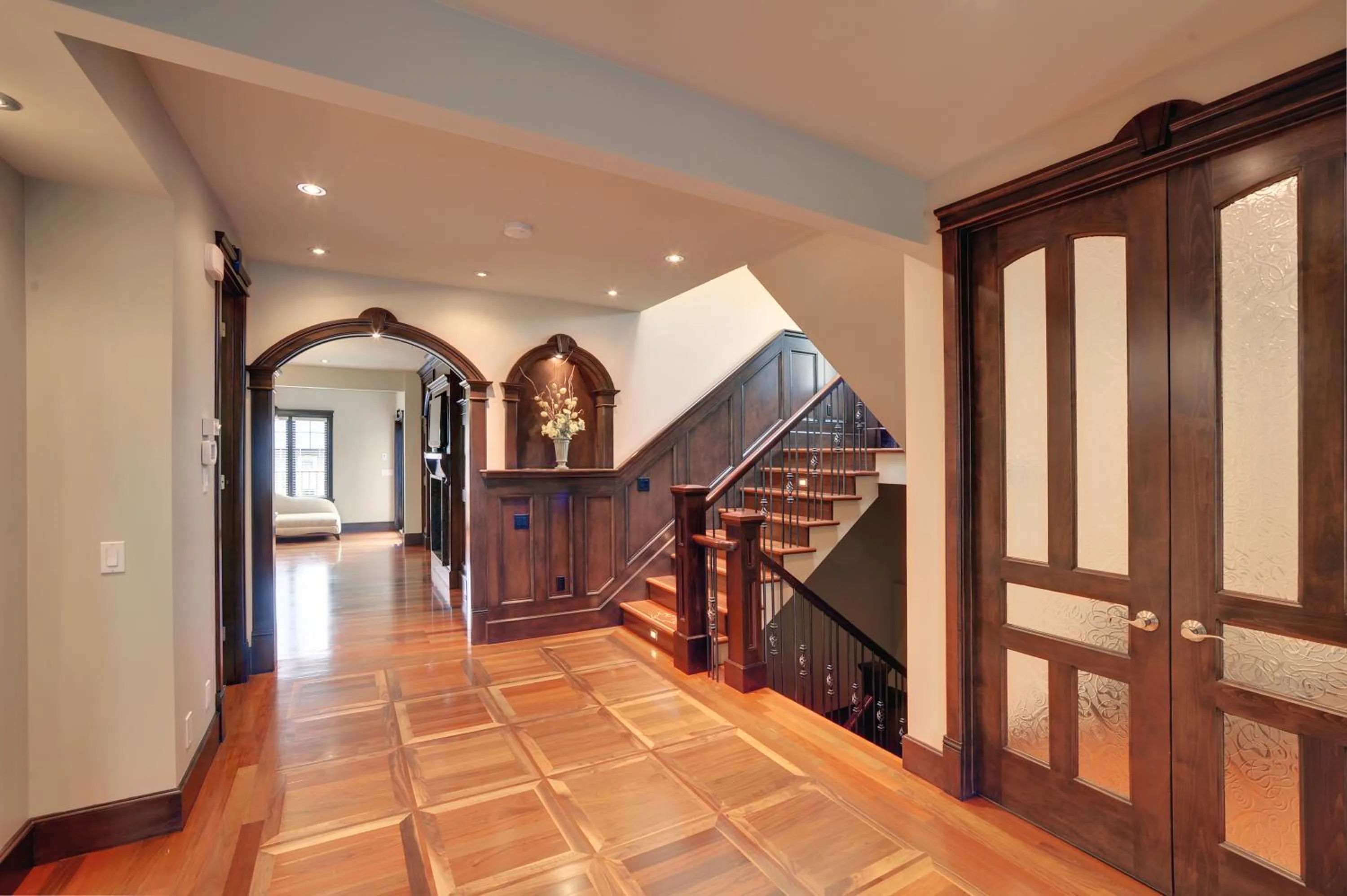 Decorative detail in Westmount River Inn