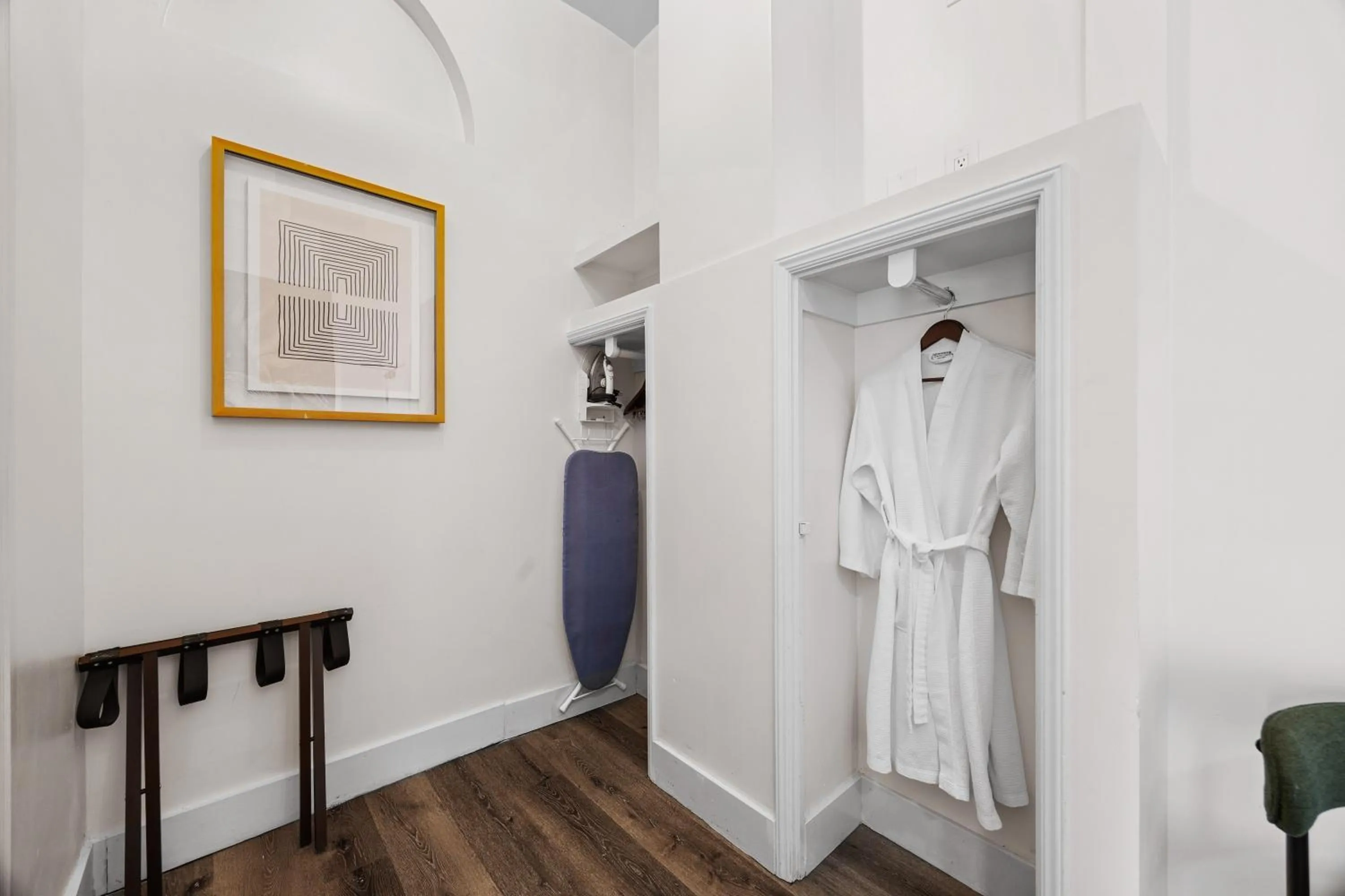 wardrobe in Nob Hill Hotel