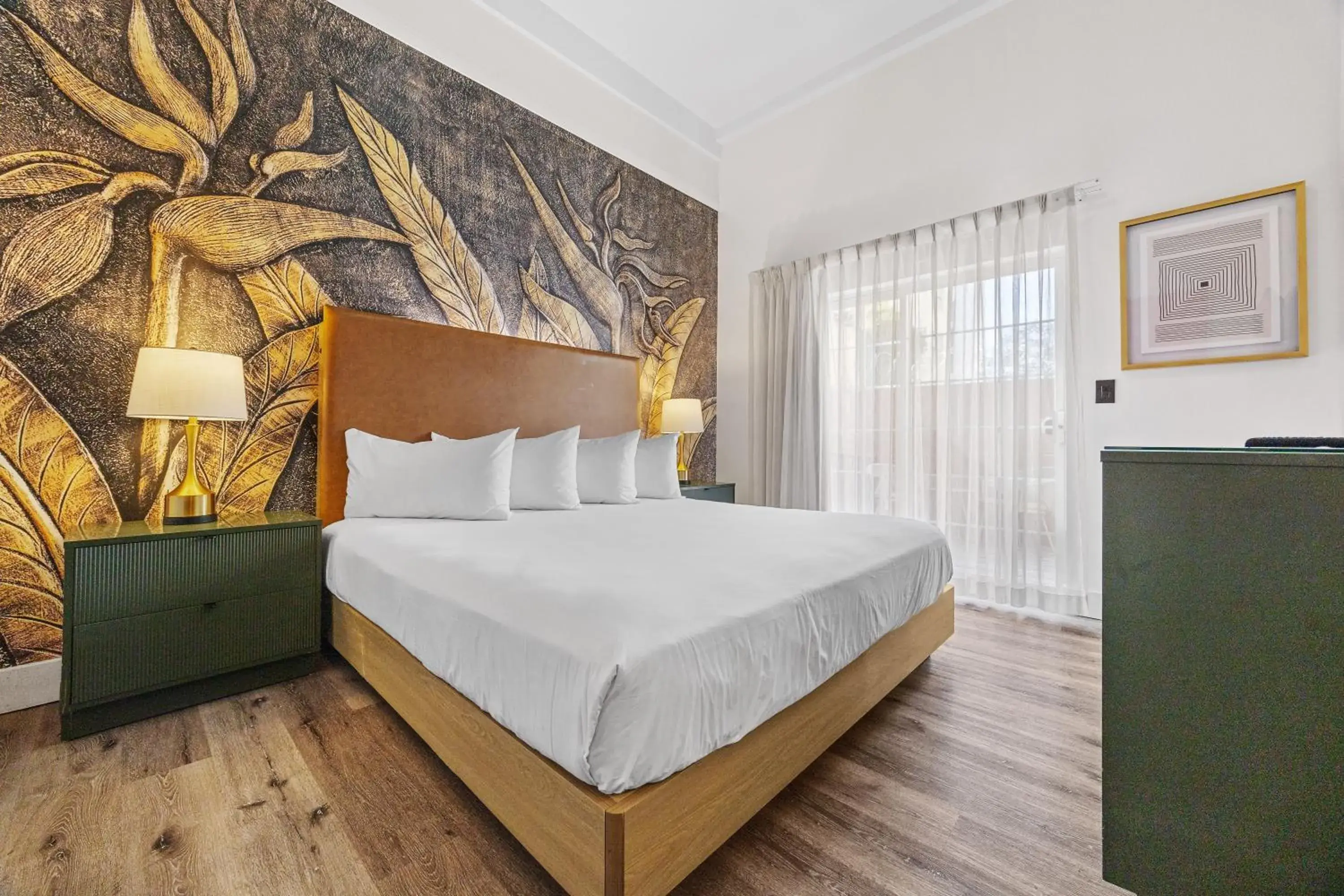 Garden Suite in Nob Hill Hotel Garden Suite in Nob Hill Hotel