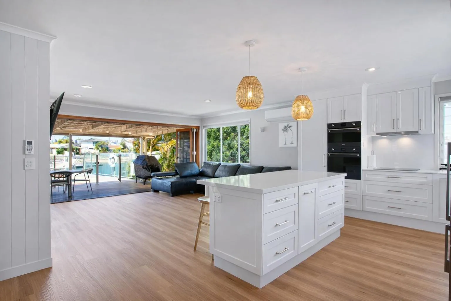 Kitchen or kitchenette in Saltwater Villas - Pet Friendly Accommodation