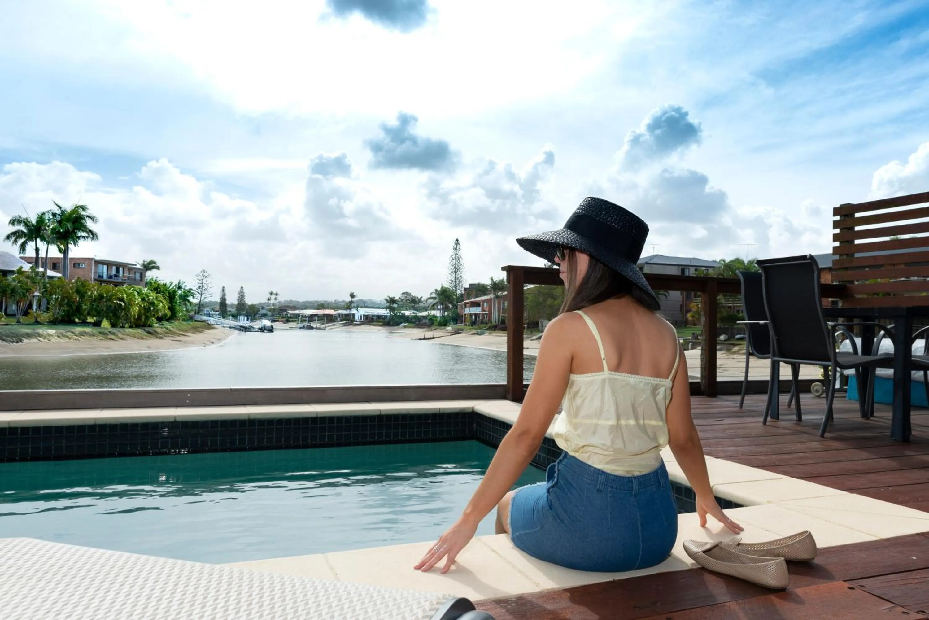 Property building in Saltwater Villas - Pet Friendly Accommodation