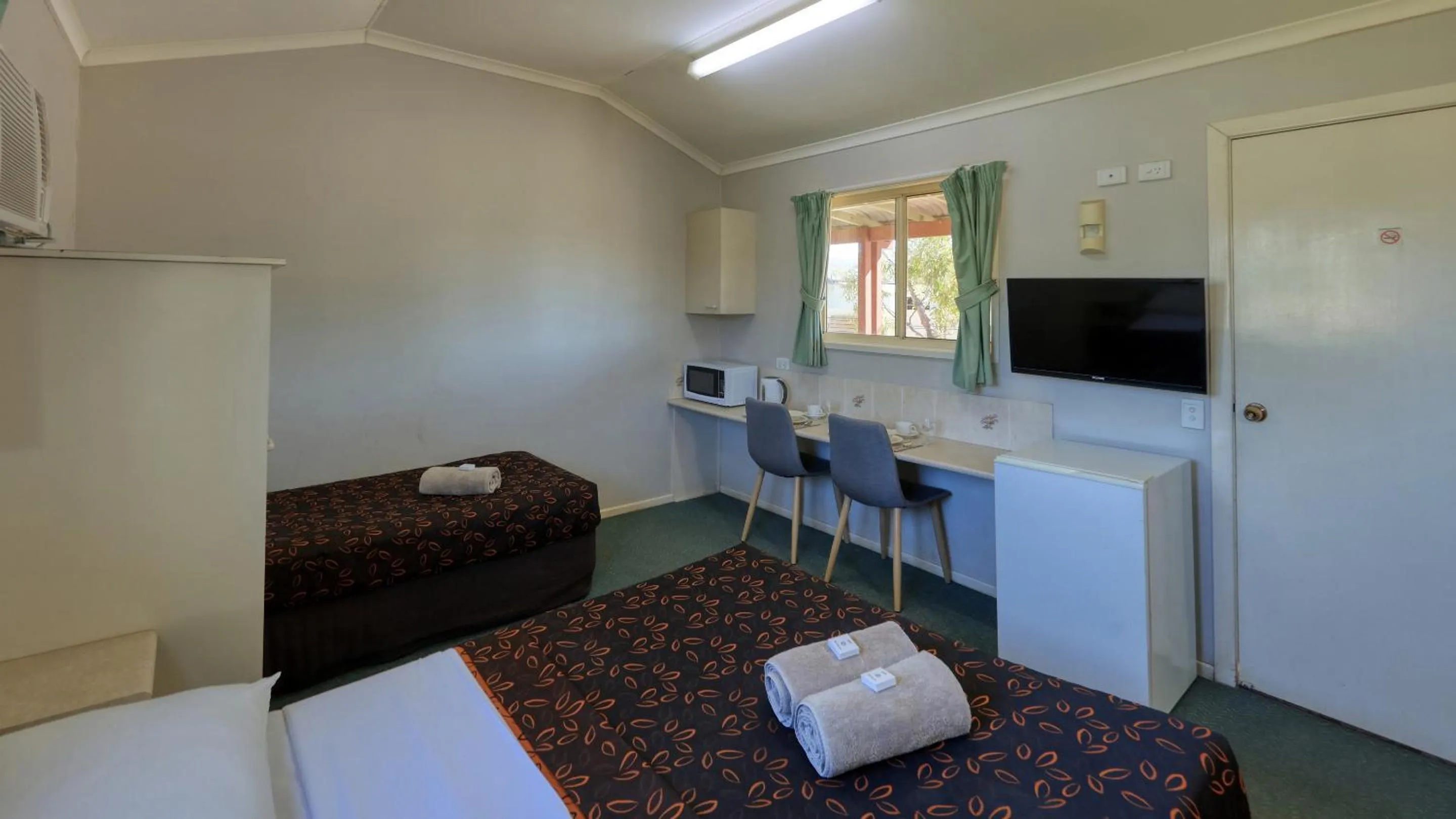 Bed in Matilda Motel