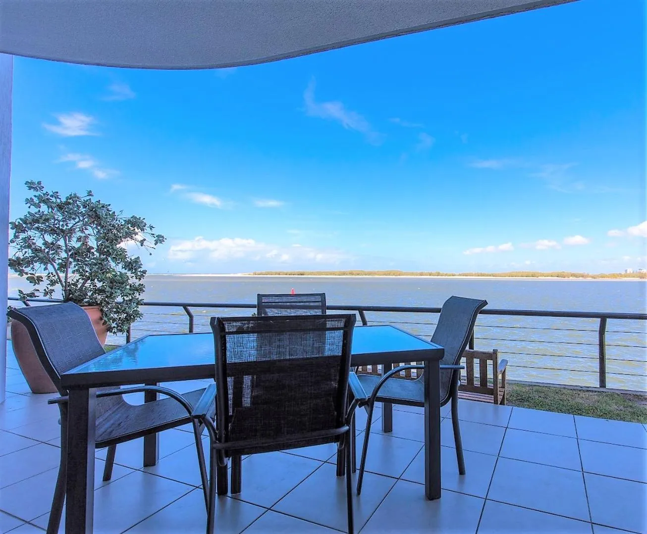 Patio in La Promenade