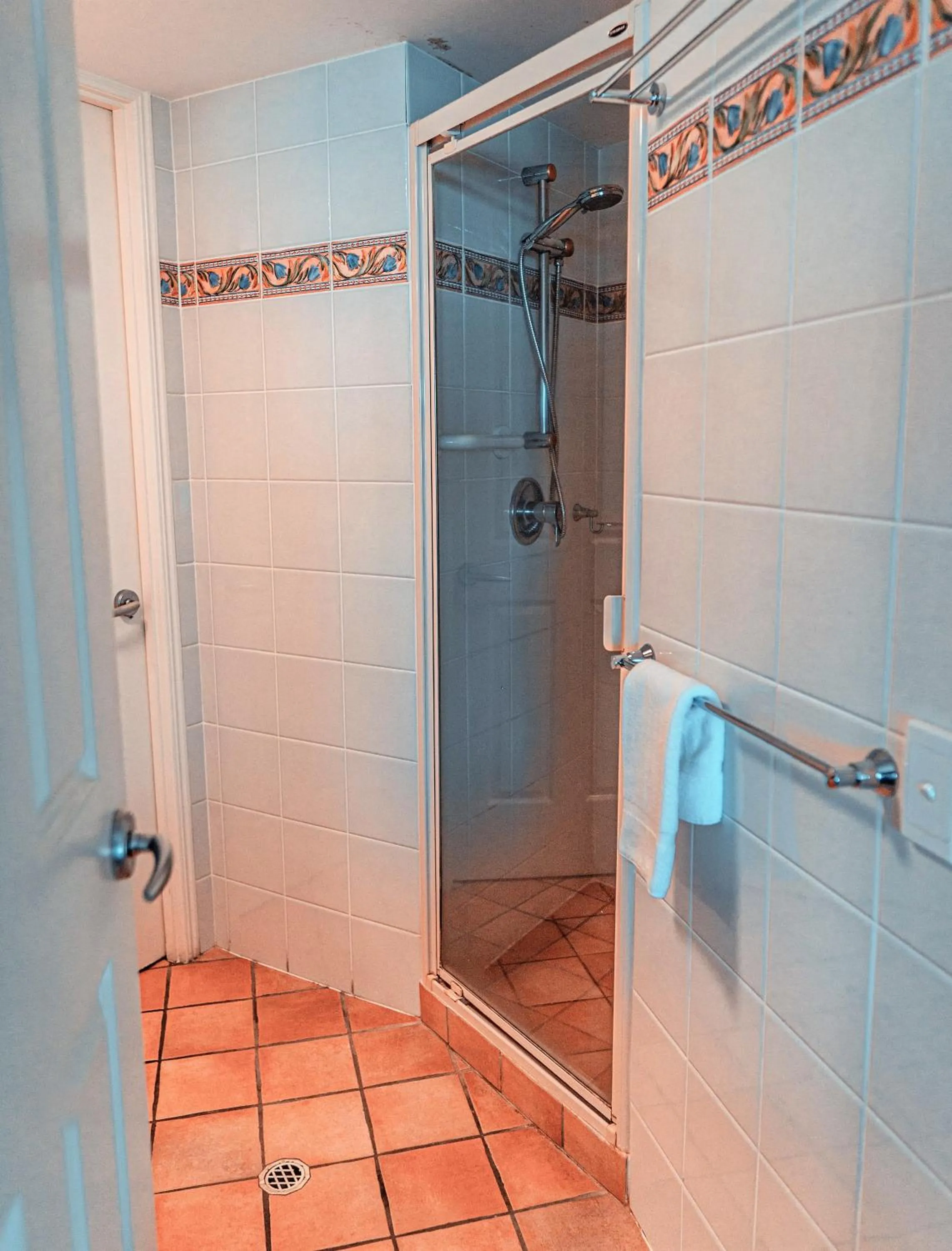 Shower in La Promenade