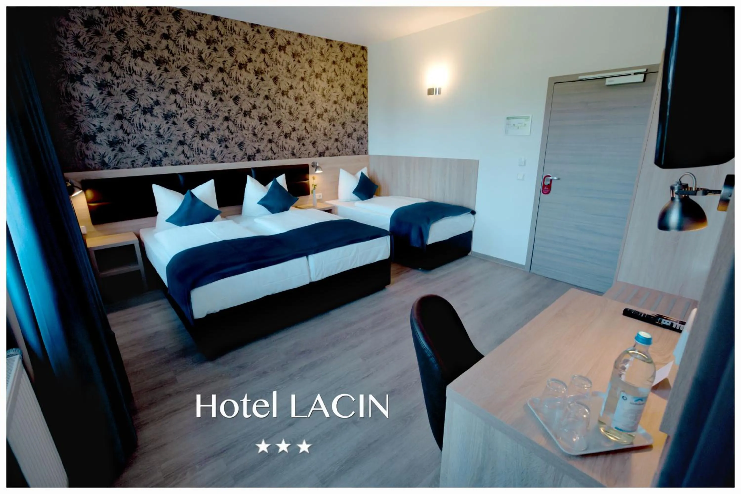 Bed in Hotel LACIN