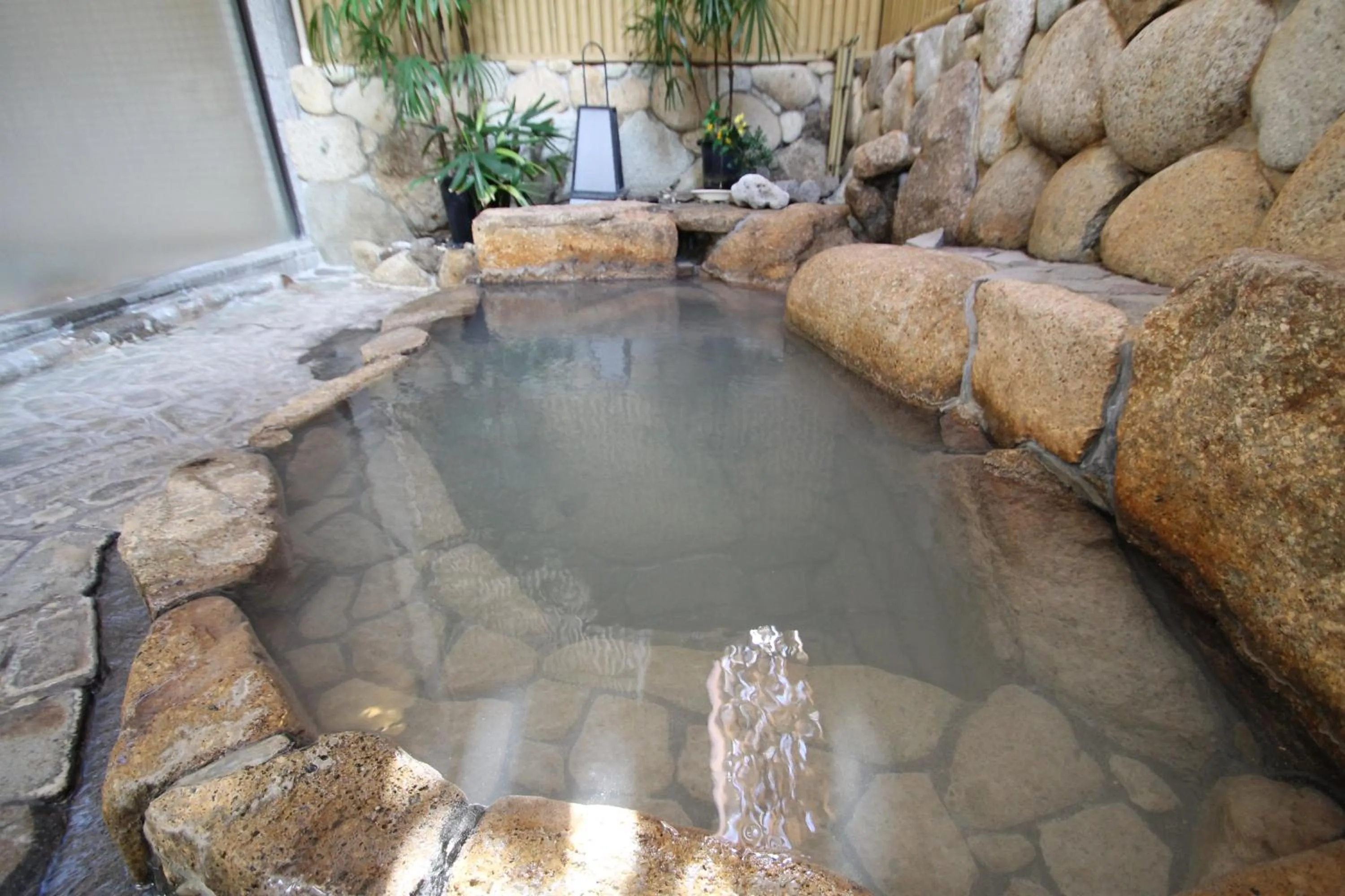 Hot Spring Bath in Manseiro