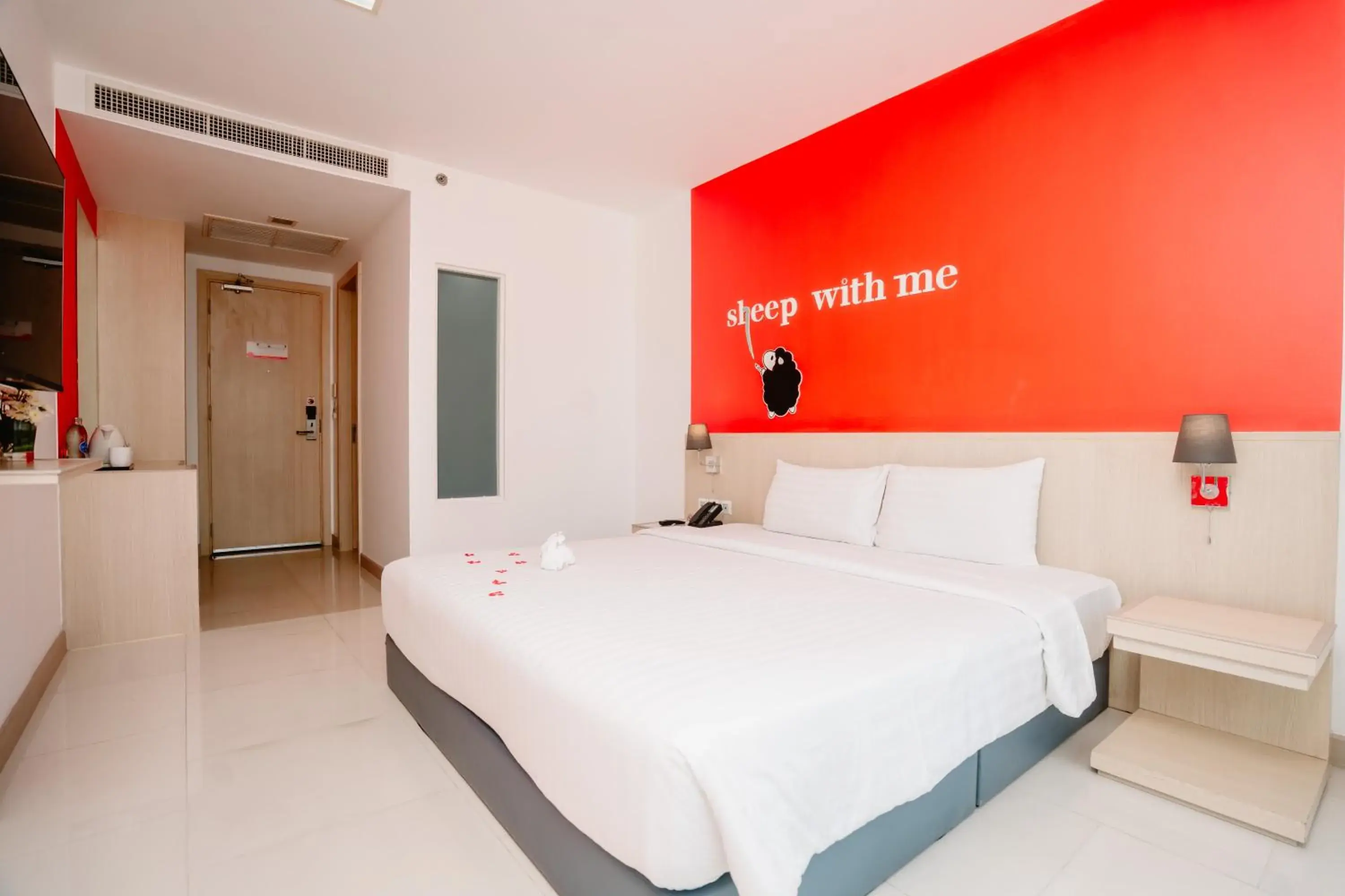 Superior Double or Twin Room in SLEEP WITH ME HOTEL design hotel @ patong (SHA Plus+) Superior Double or Twin Room in SLEEP WITH ME HOTEL design hotel @ patong (SHA Plus+)